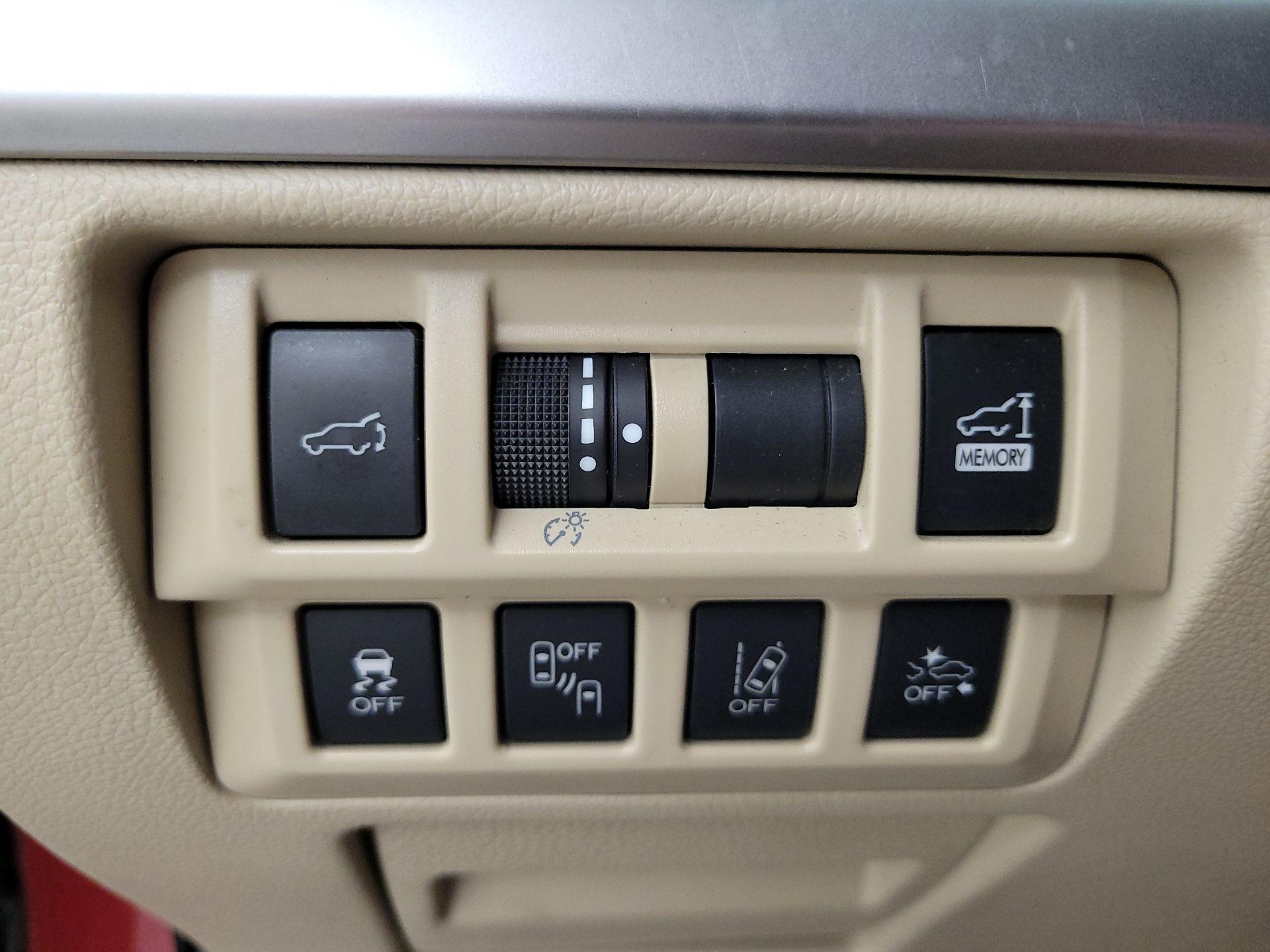 Thumbnail: 2018 Subaru Outback - 13