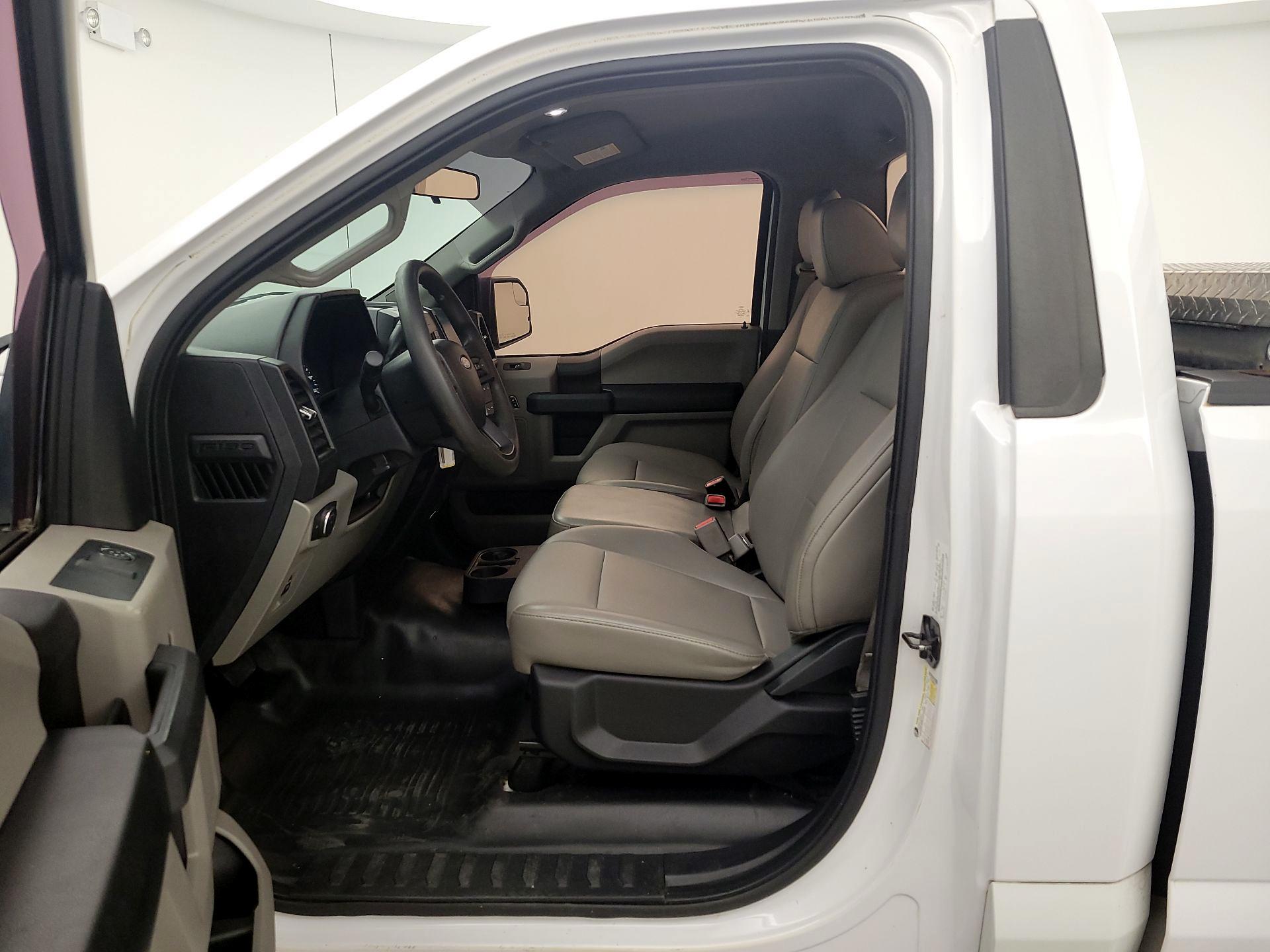 Thumbnail: 2016 Ford F-150 - 11