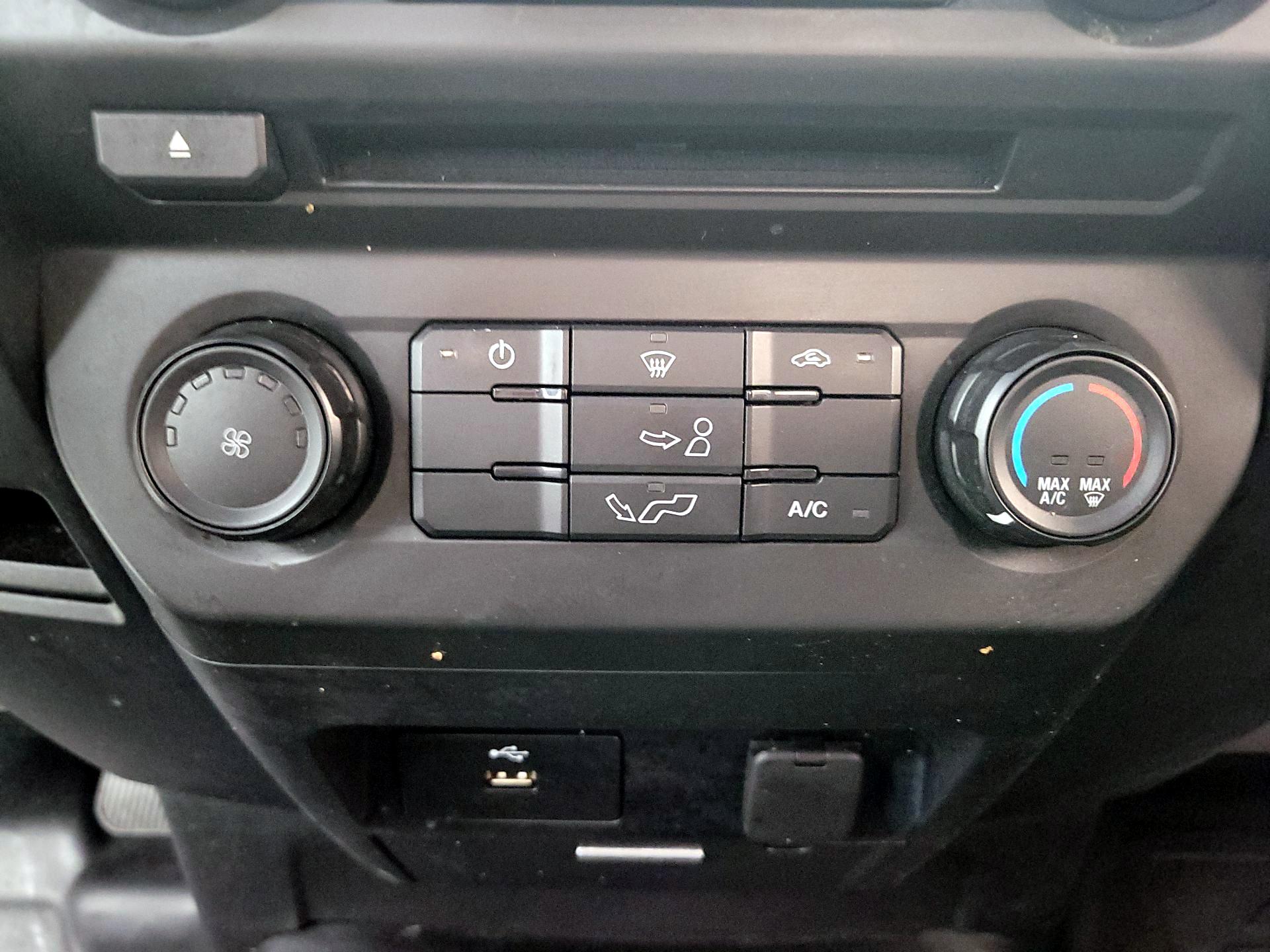 Thumbnail: 2016 Ford F-150 - 15