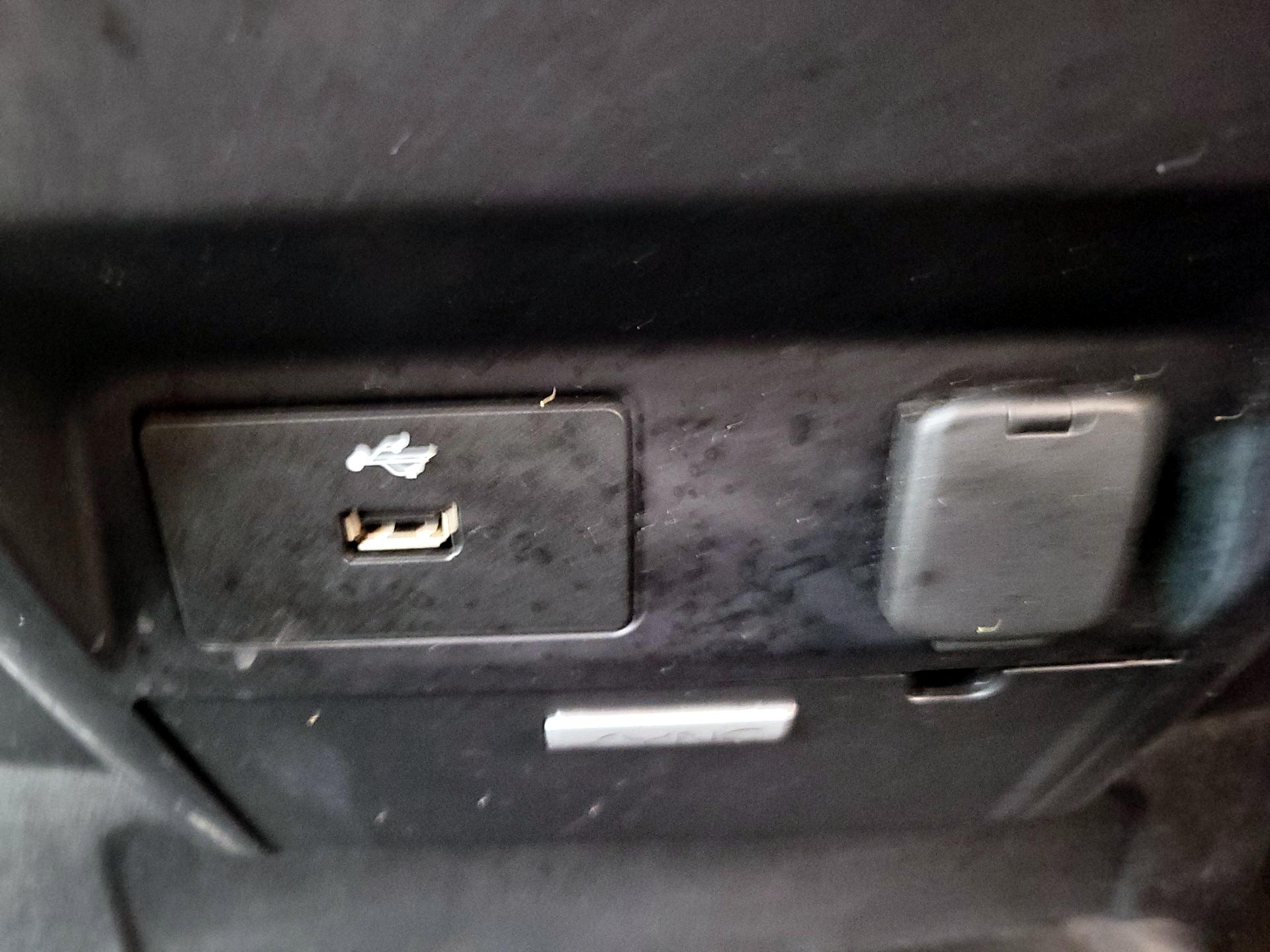 Thumbnail: 2016 Ford F-150 - 17