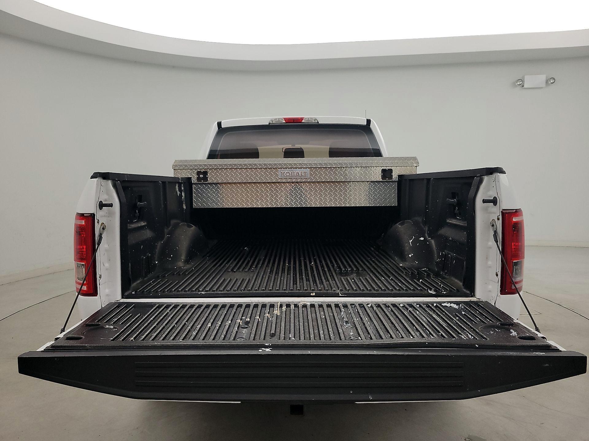 Thumbnail: 2016 Ford F-150 - 18