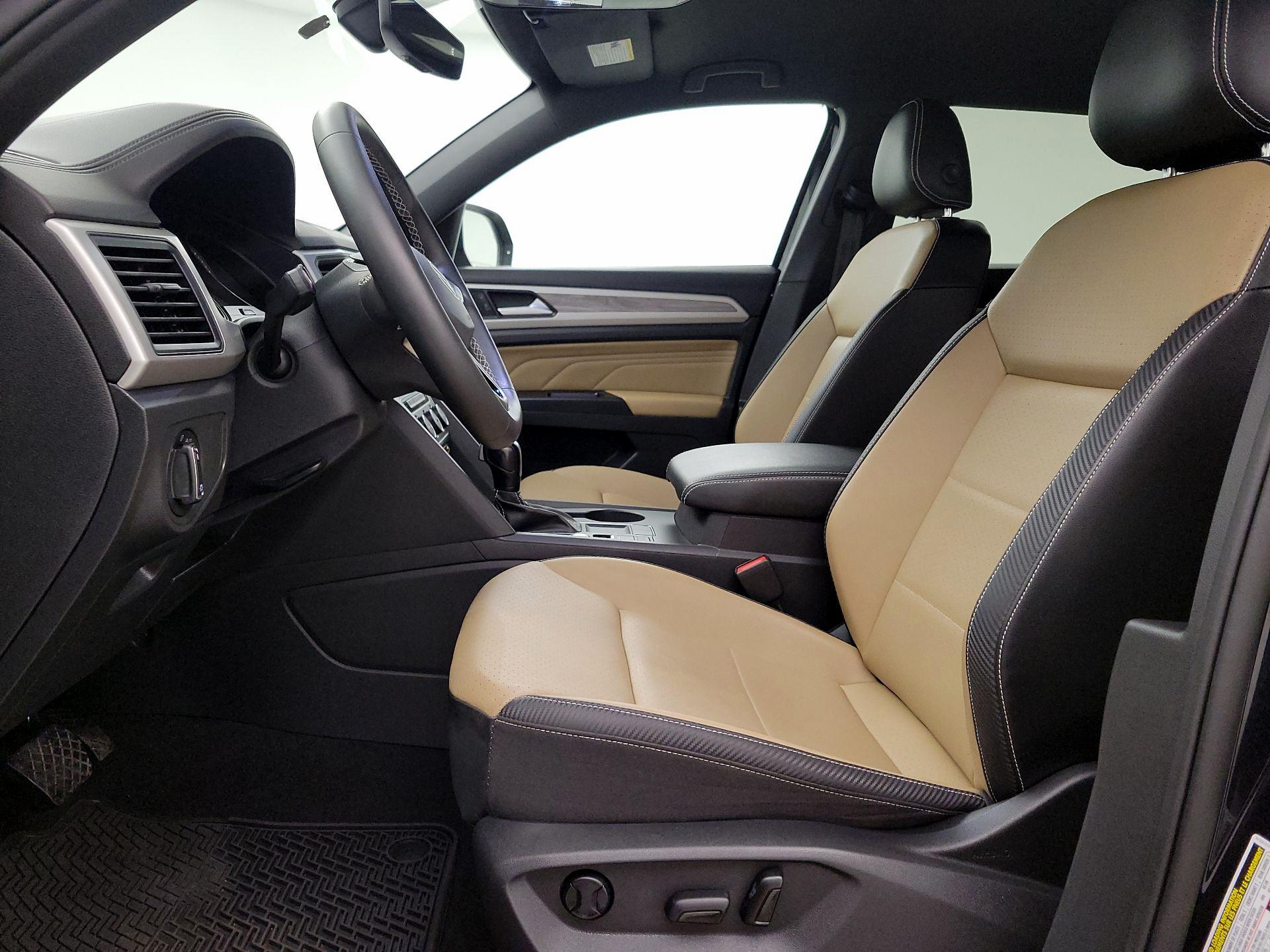 Thumbnail: 2021 Volkswagen Atlas - 11