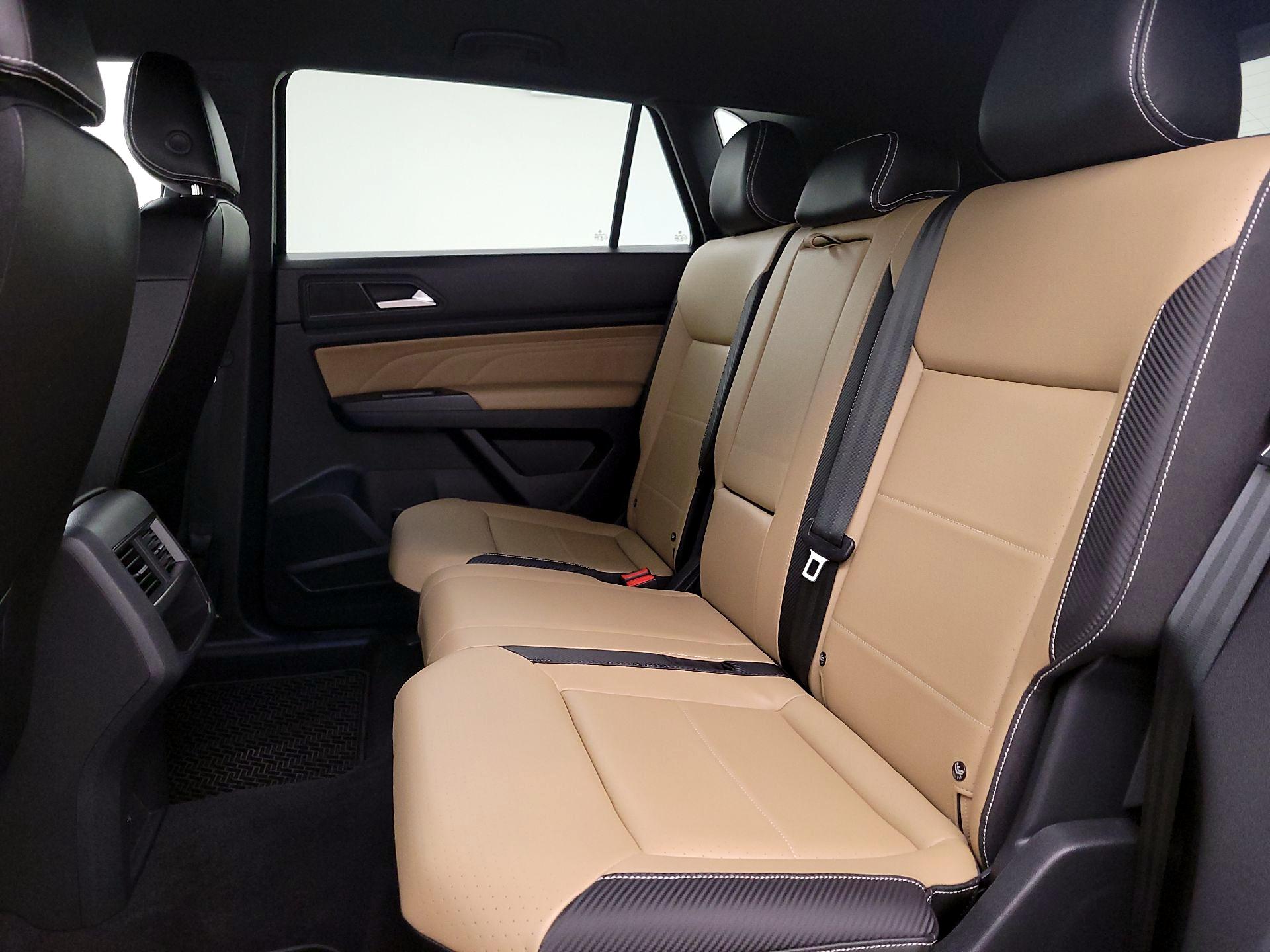 Thumbnail: 2021 Volkswagen Atlas - 19