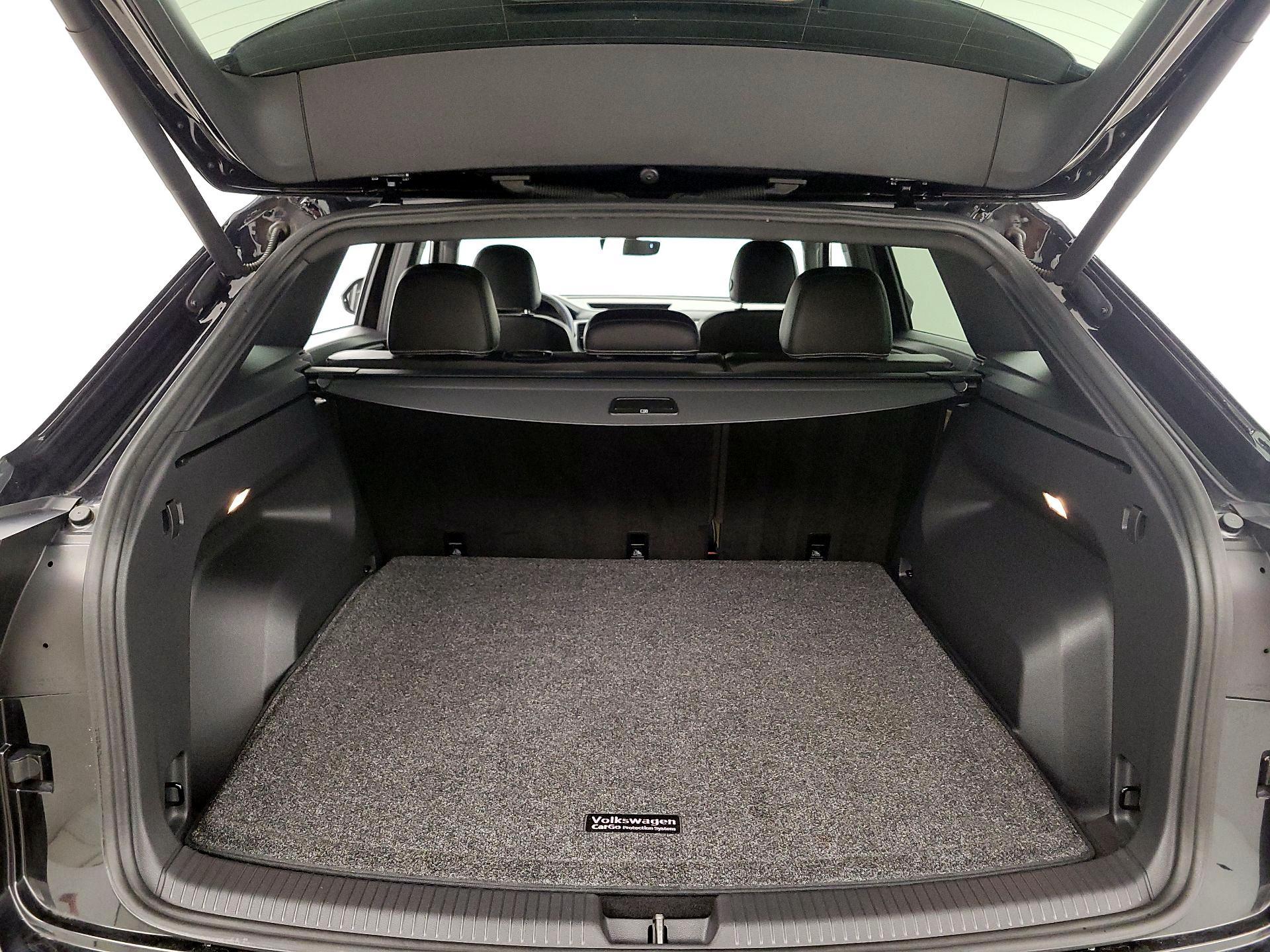 Thumbnail: 2021 Volkswagen Atlas - 20