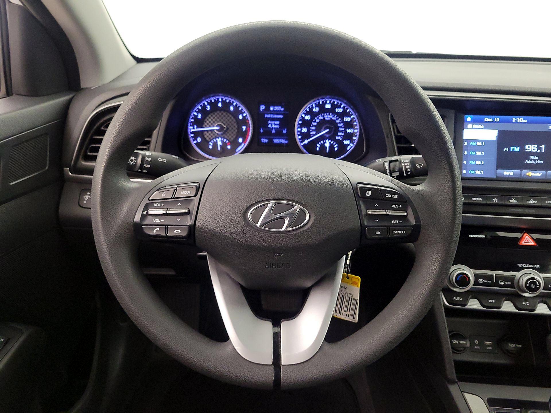 Thumbnail: 2020 Hyundai Elantra - 10