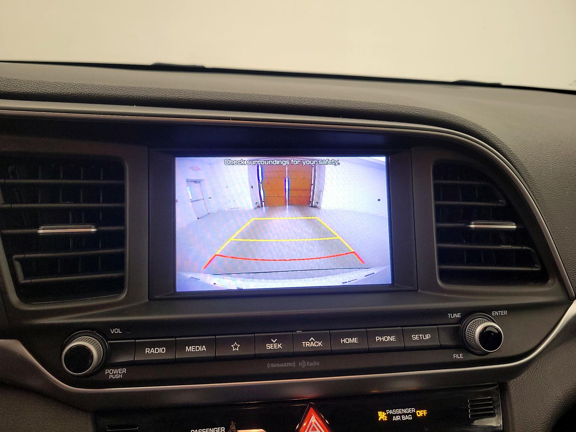 Thumbnail: 2020 Hyundai Elantra - 14