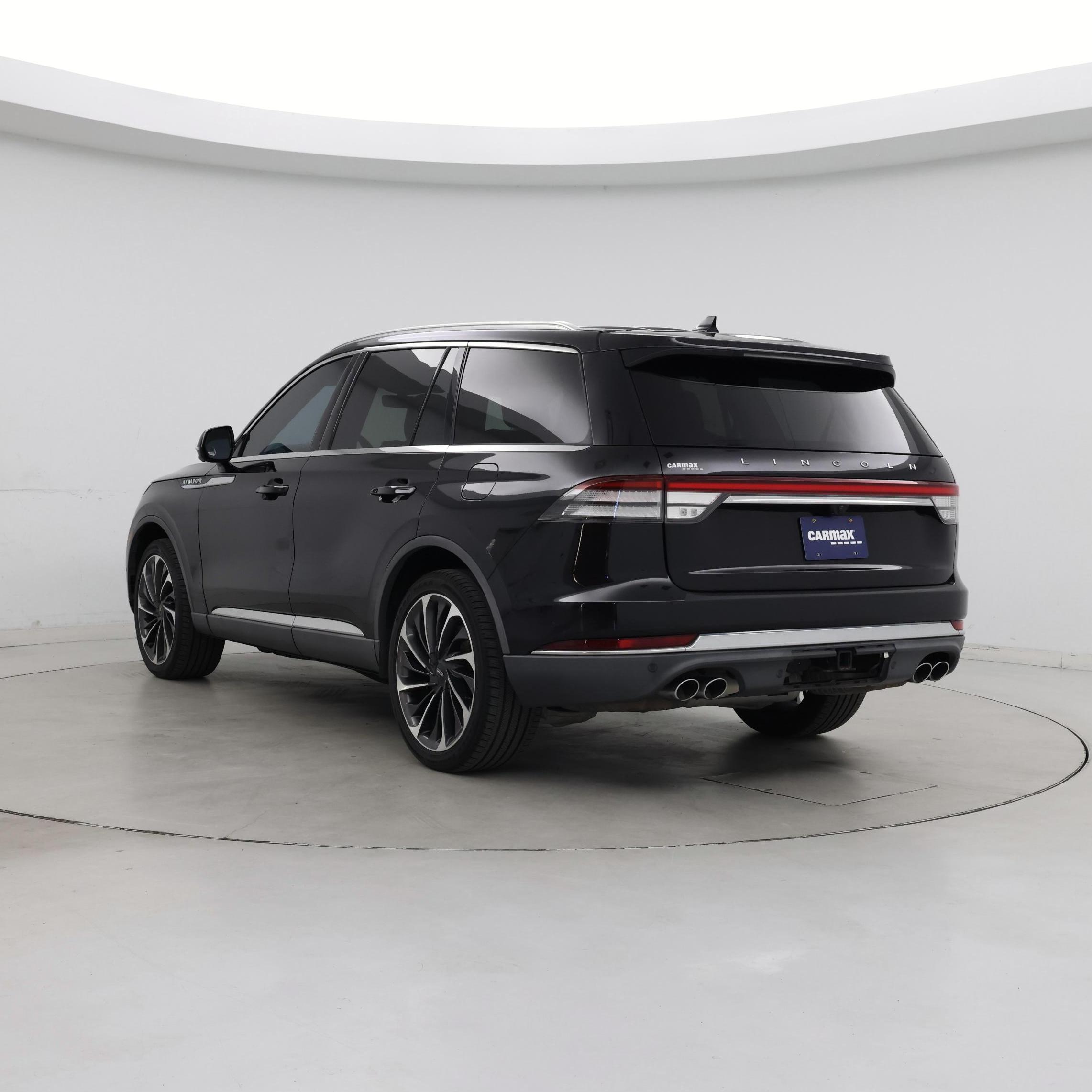 Thumbnail: 2020 Lincoln Aviator - 2