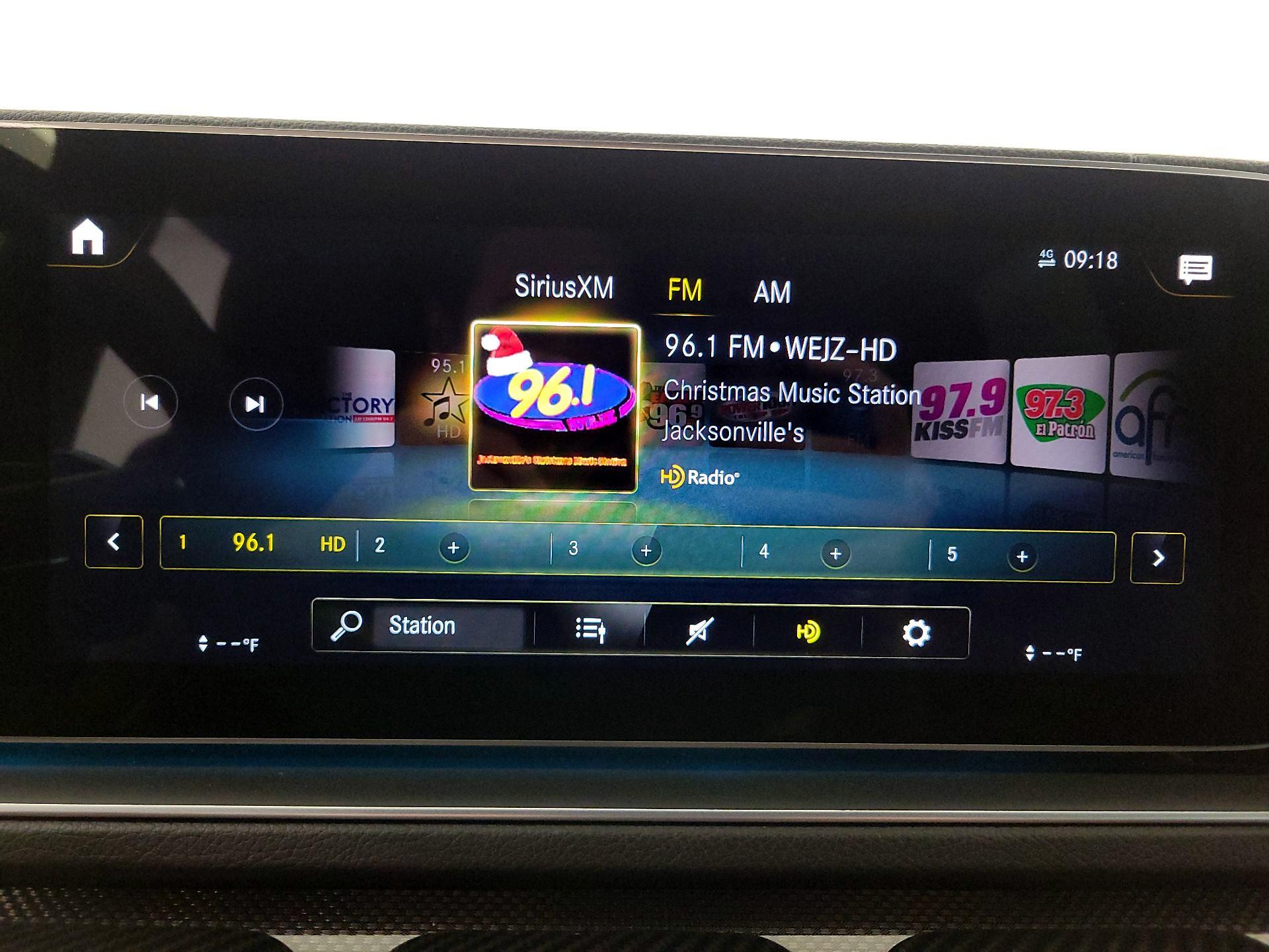 Thumbnail: 2023 Mercedes-Benz GLE - 16