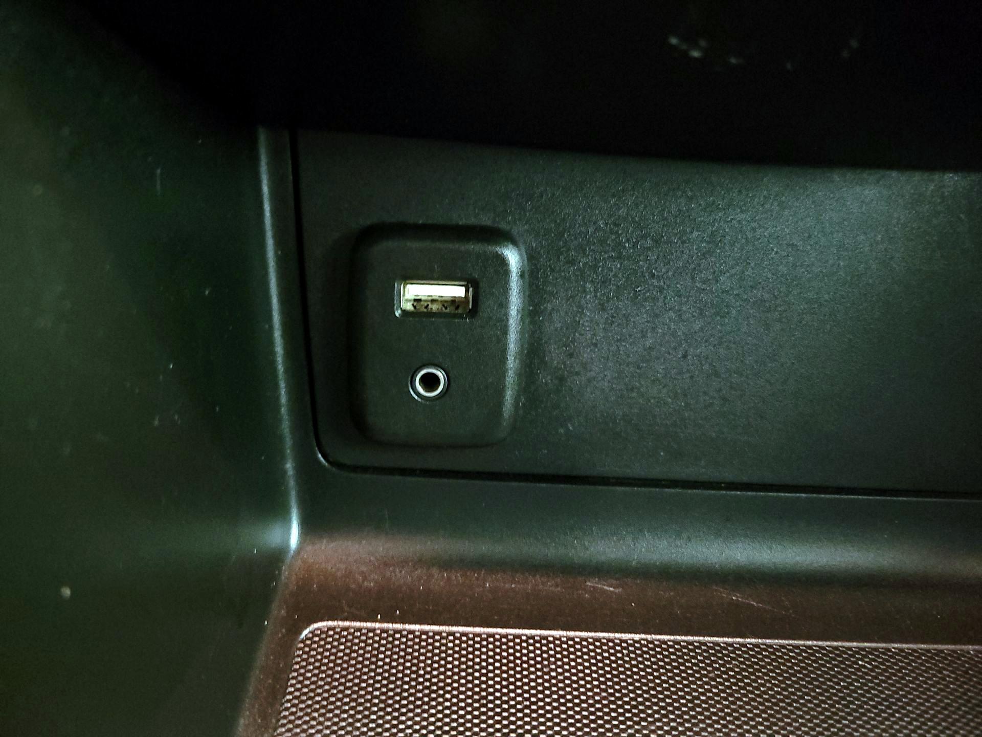 Thumbnail: 2017 Chevrolet Colorado - 18