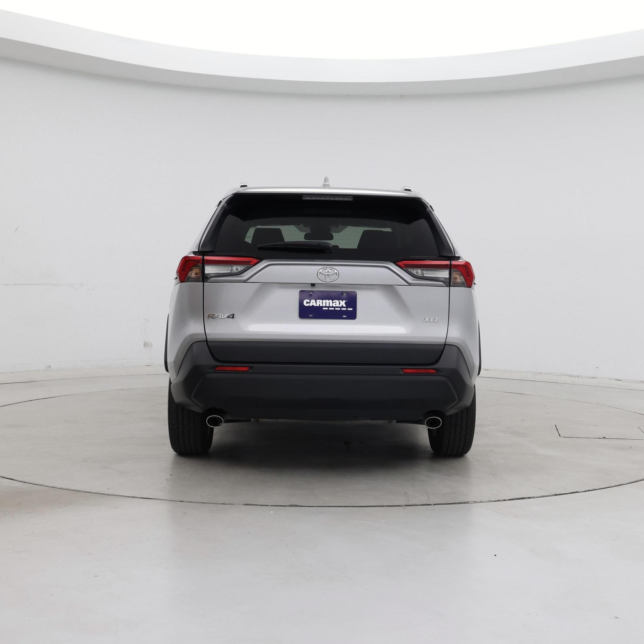 Thumbnail: 2019 Toyota RAV4 - 6