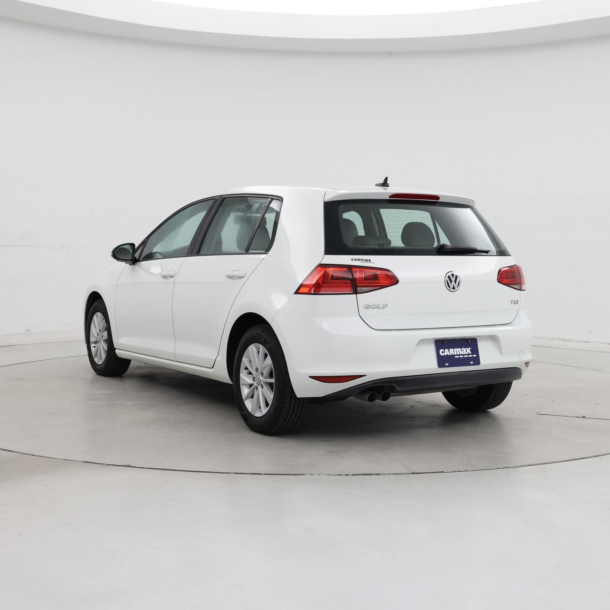 Thumbnail: 2017 Volkswagen Golf - 2