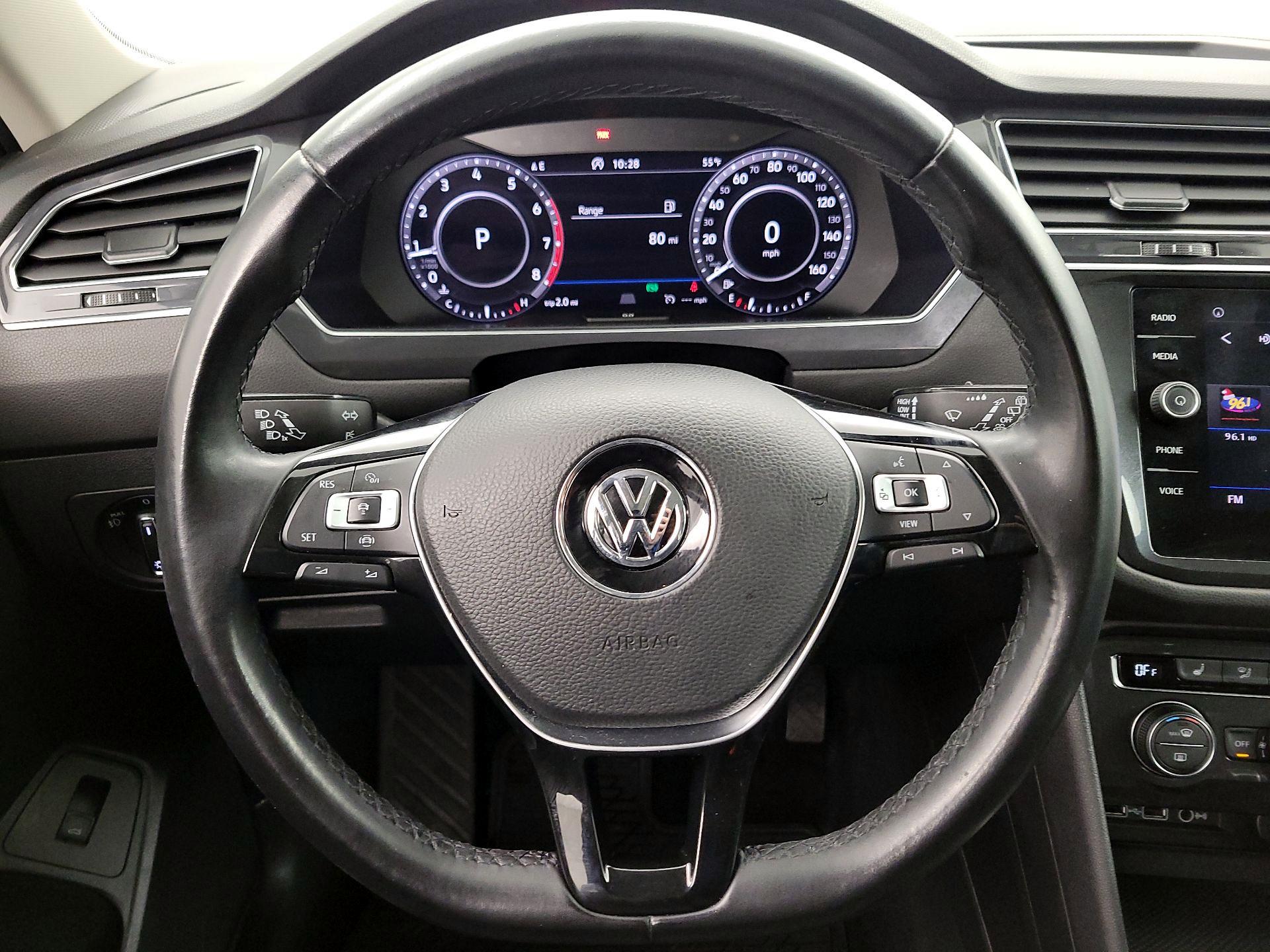 Thumbnail: 2019 Volkswagen Tiguan - 10