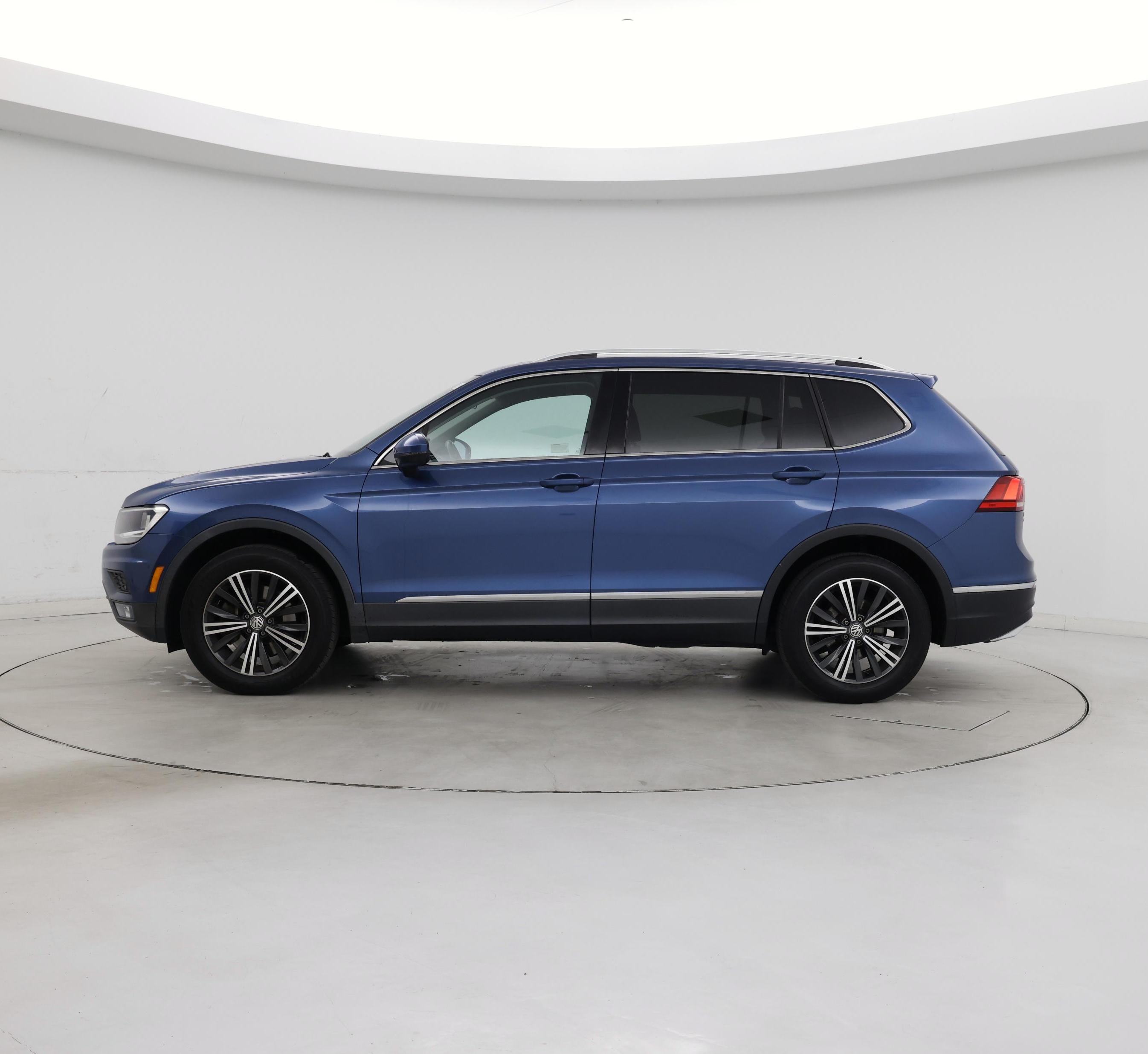 Thumbnail: 2019 Volkswagen Tiguan - 3