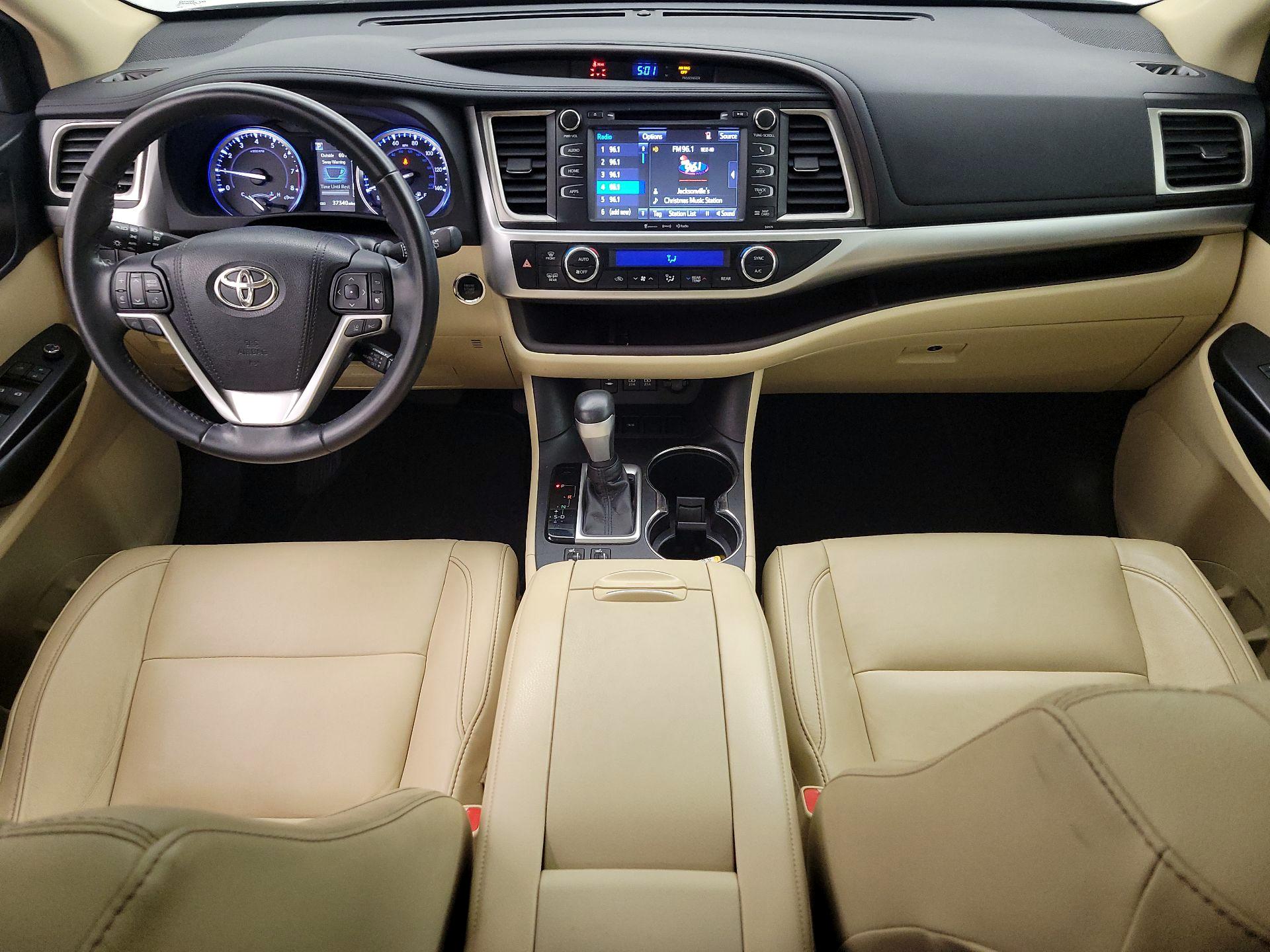 Thumbnail: 2018 Toyota Highlander - 9