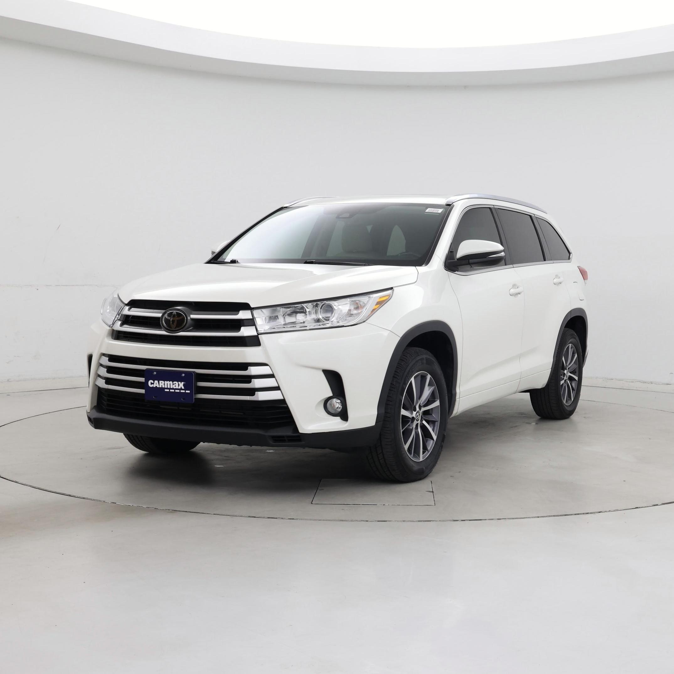 Thumbnail: 2018 Toyota Highlander - 4