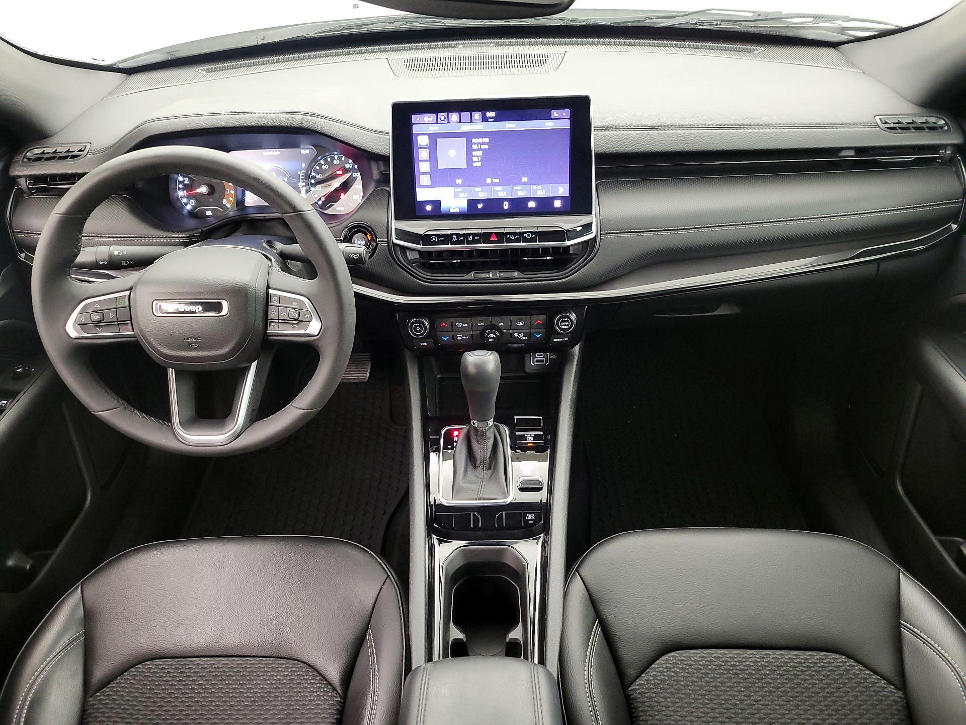 Thumbnail: 2023 Jeep Compass - 9