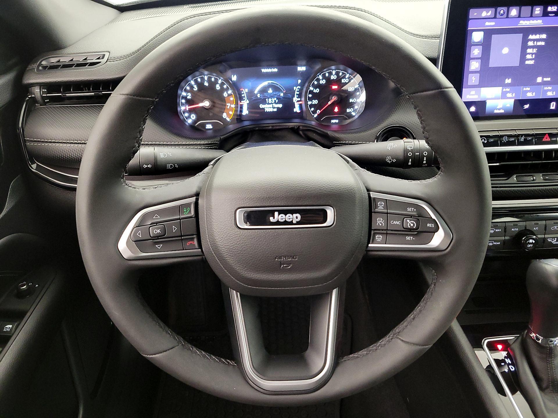 Thumbnail: 2023 Jeep Compass - 10