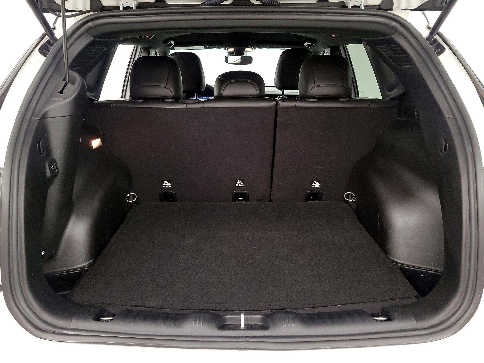 Thumbnail: 2023 Jeep Compass - 20