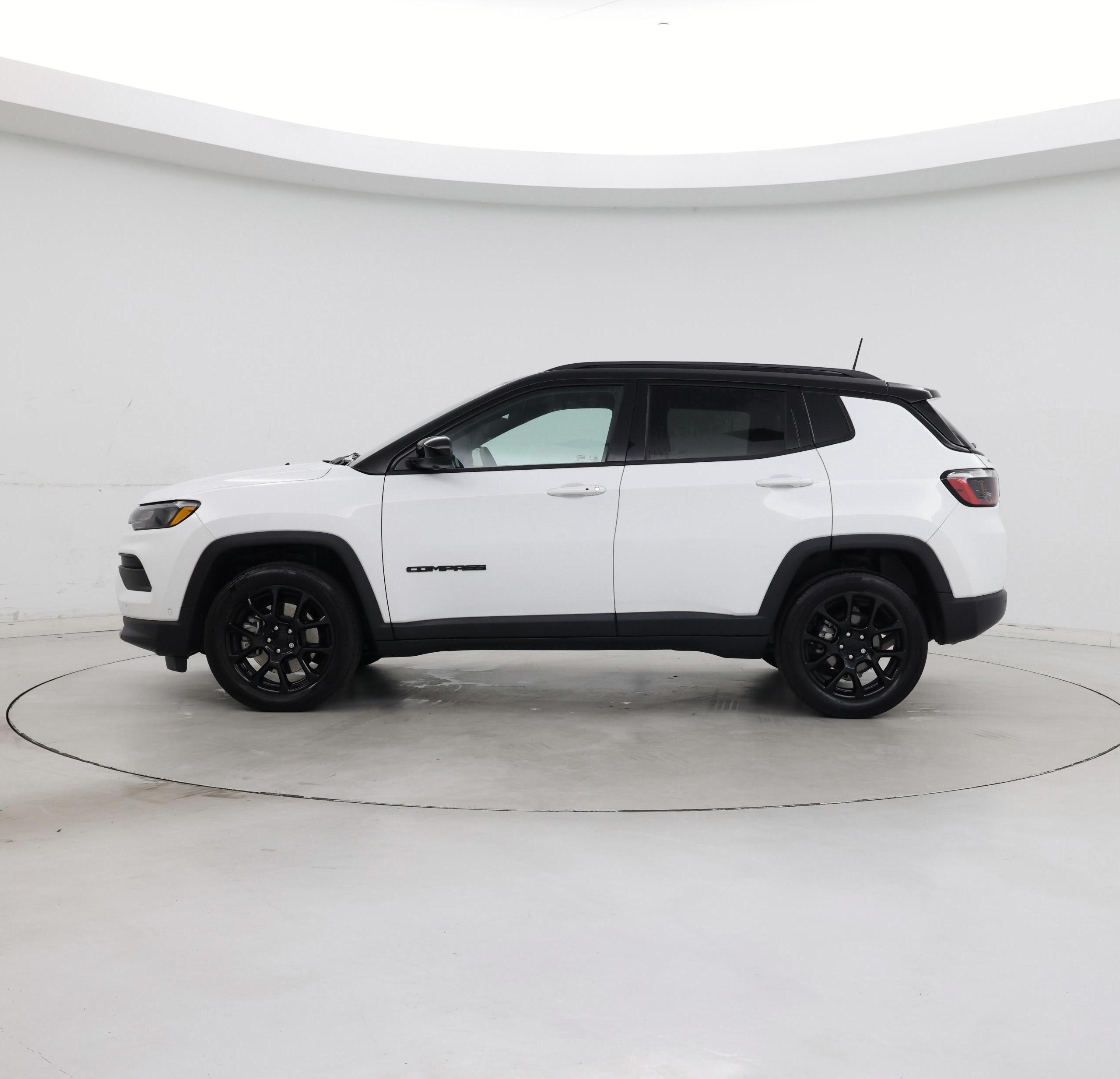 Thumbnail: 2023 Jeep Compass - 3