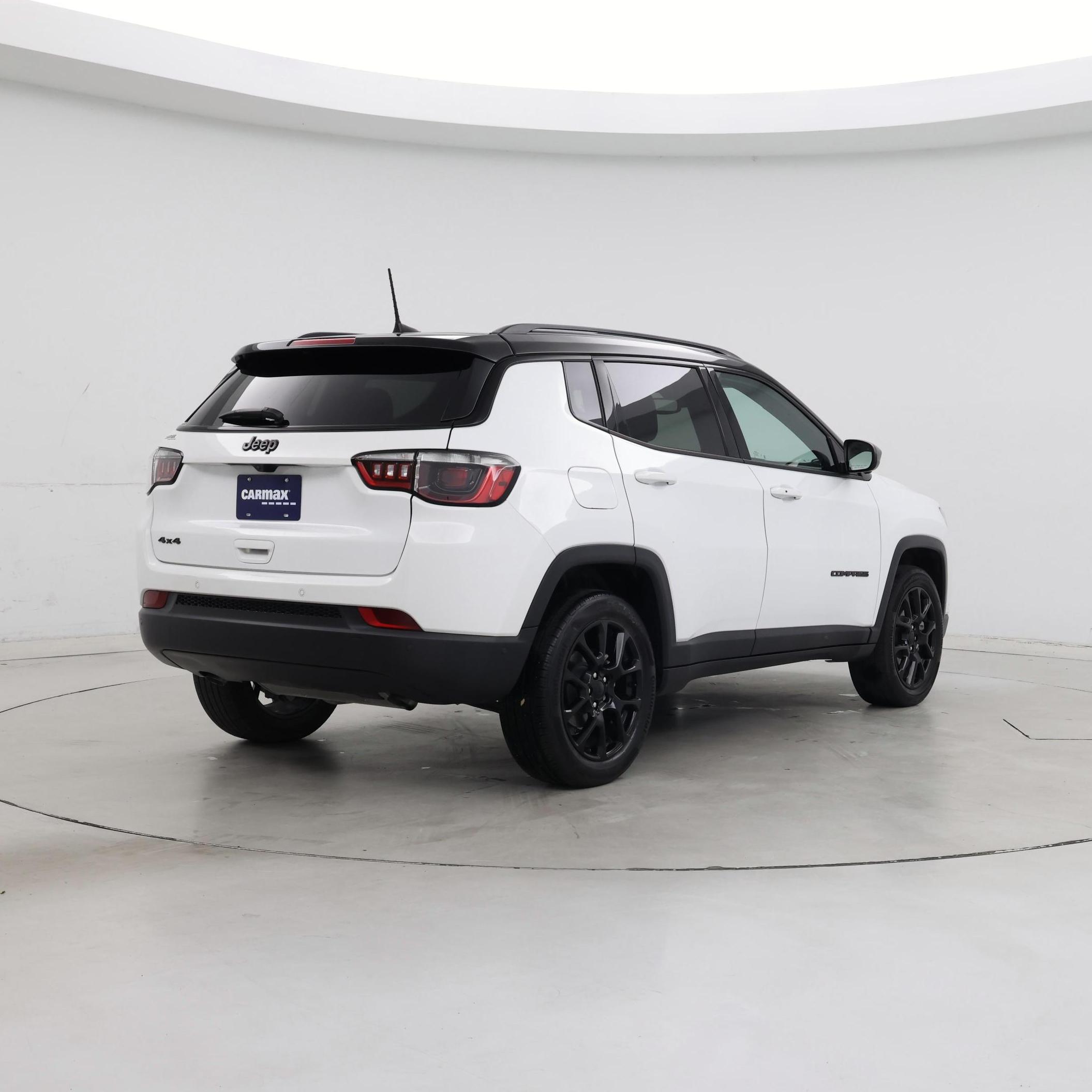 Thumbnail: 2023 Jeep Compass - 8