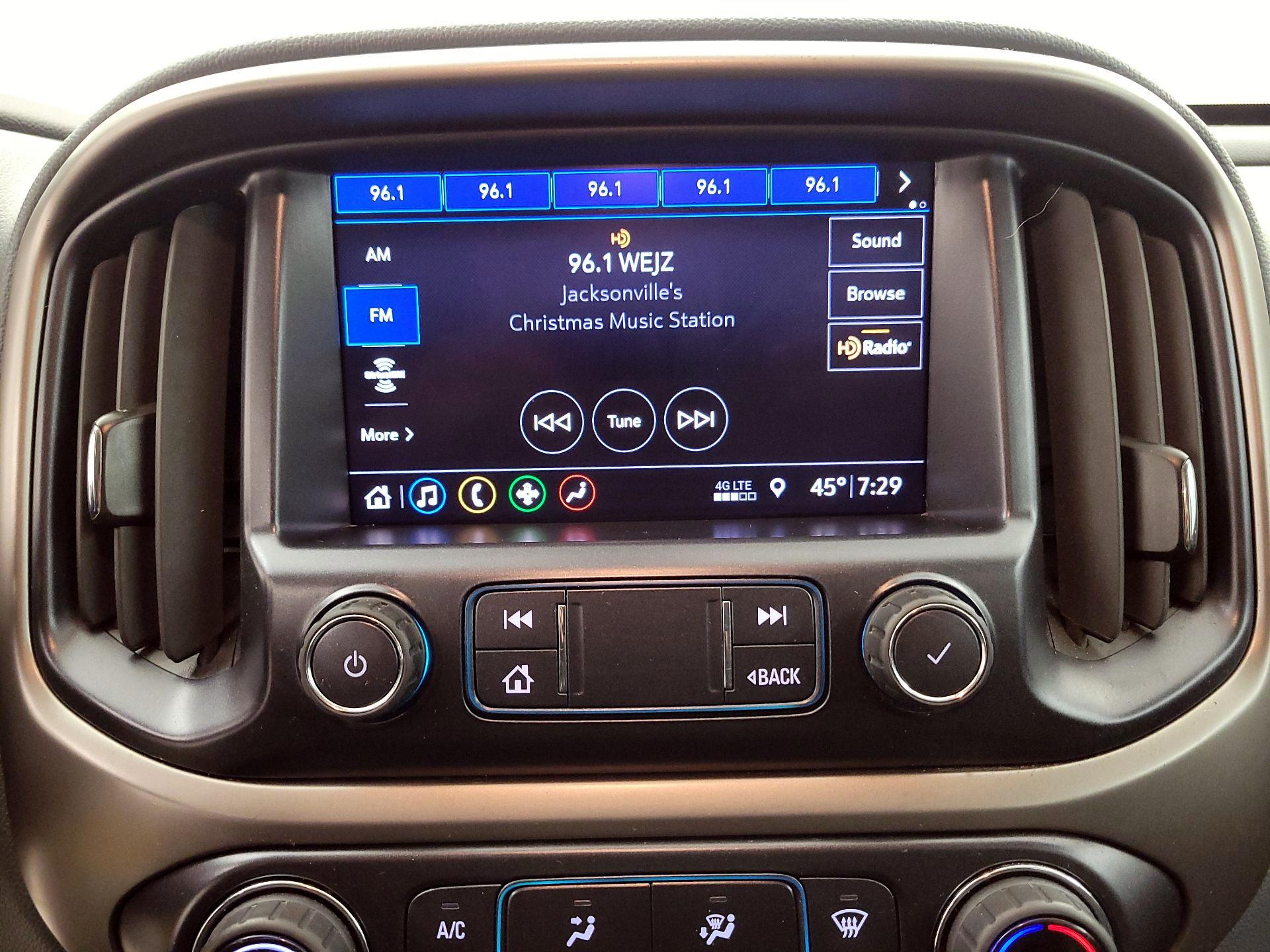 Thumbnail: 2022 Chevrolet Colorado - 15