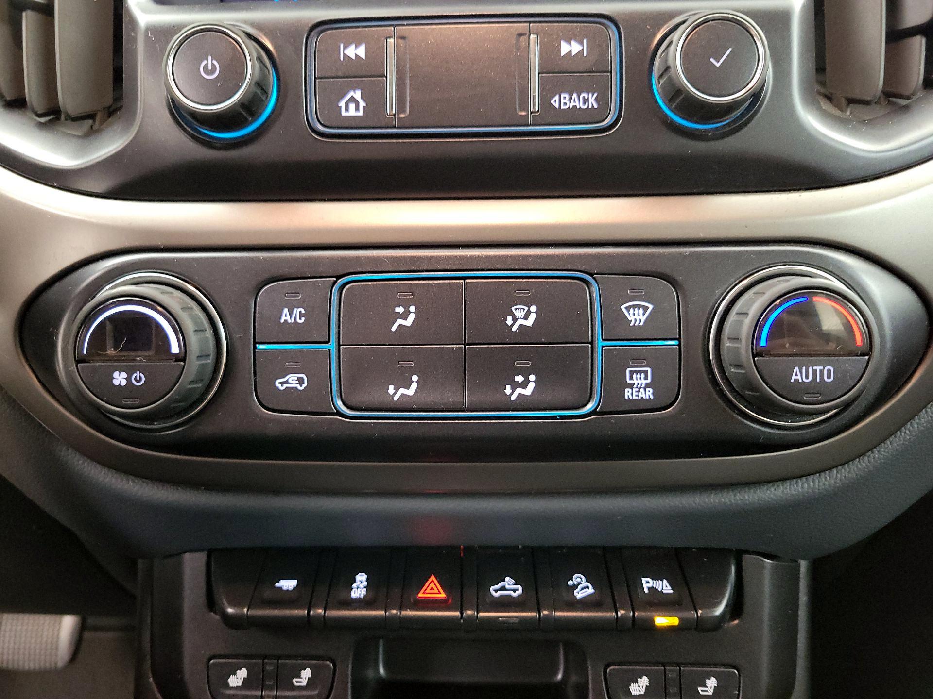 Thumbnail: 2022 Chevrolet Colorado - 16