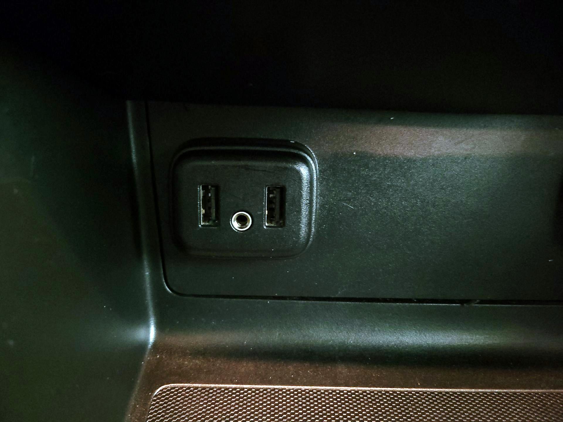 Thumbnail: 2022 Chevrolet Colorado - 18