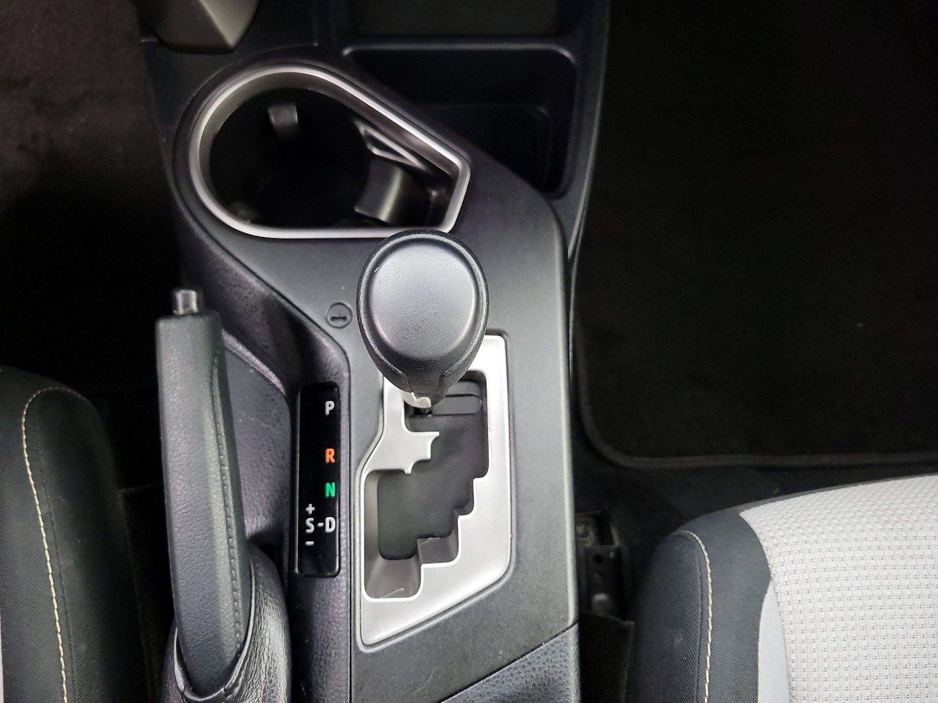 Thumbnail: 2018 Toyota RAV4 - 17