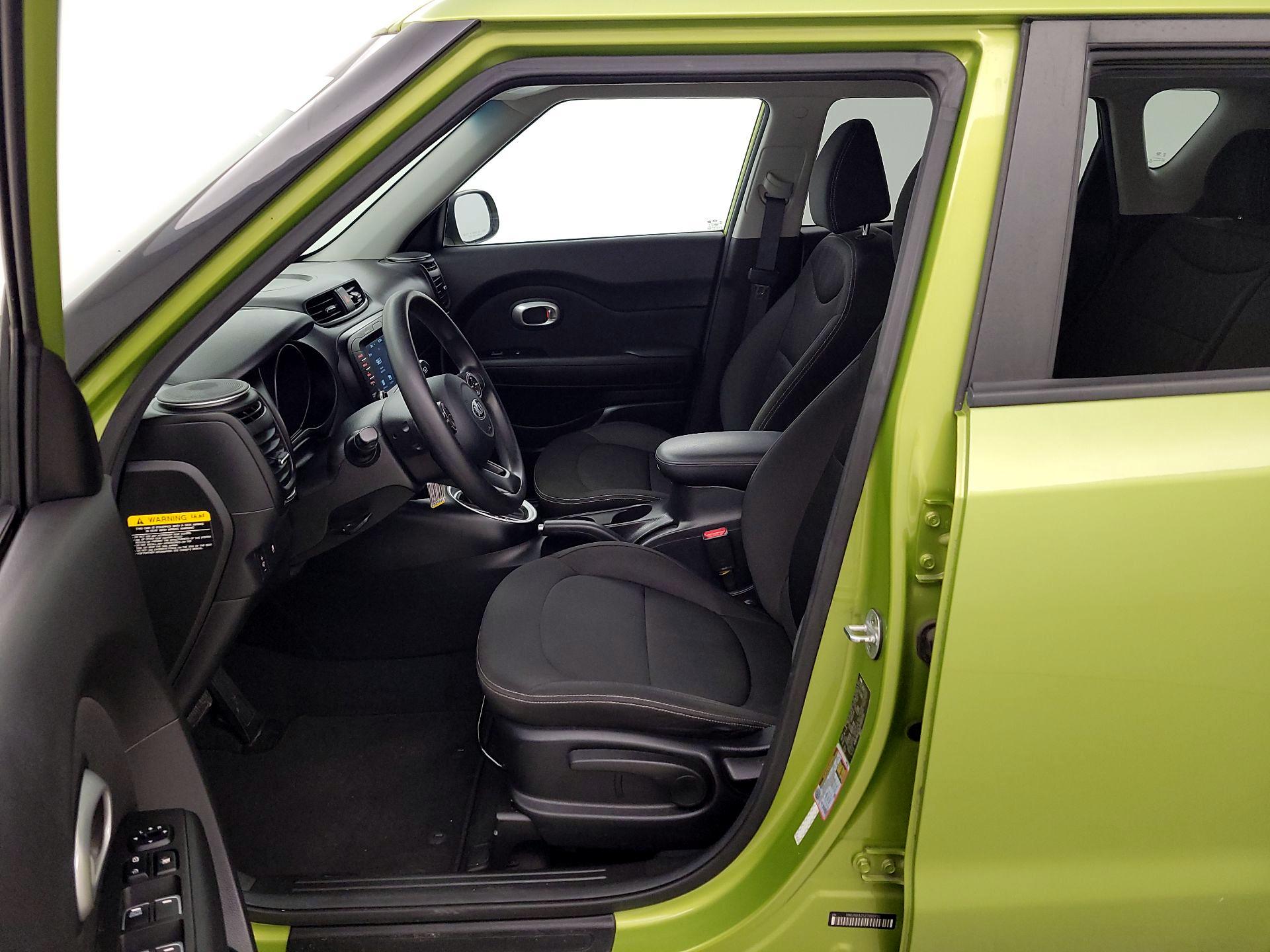 Thumbnail: 2018 Kia Soul - 11