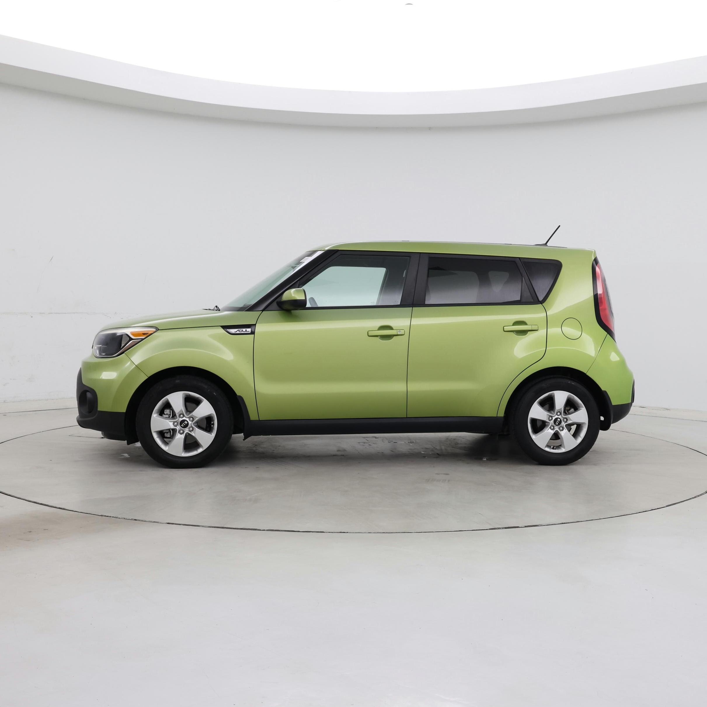Thumbnail: 2018 Kia Soul - 3