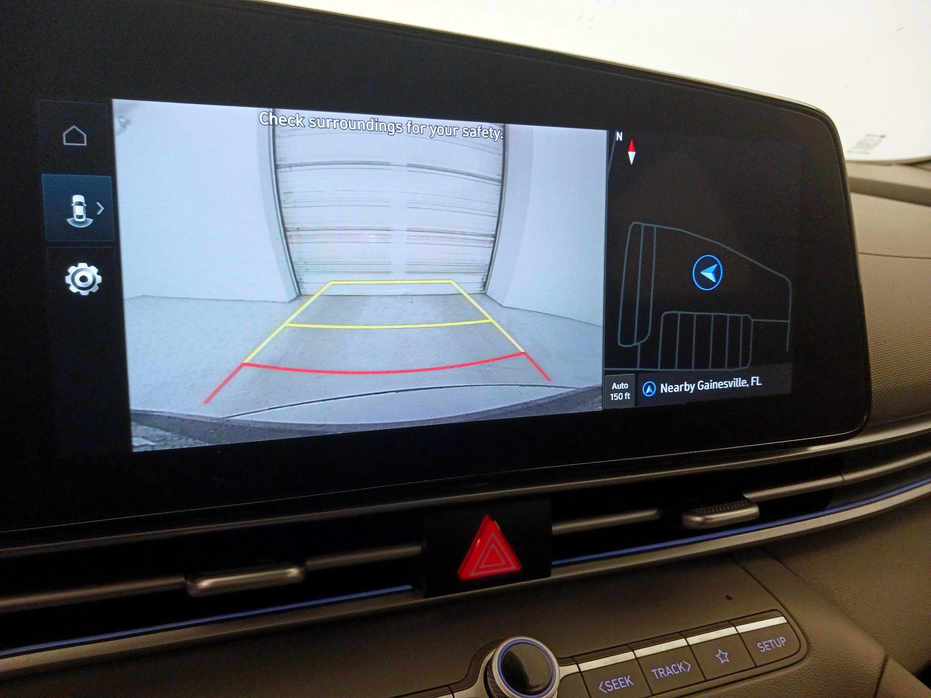 Thumbnail: 2024 Hyundai Elantra - 15