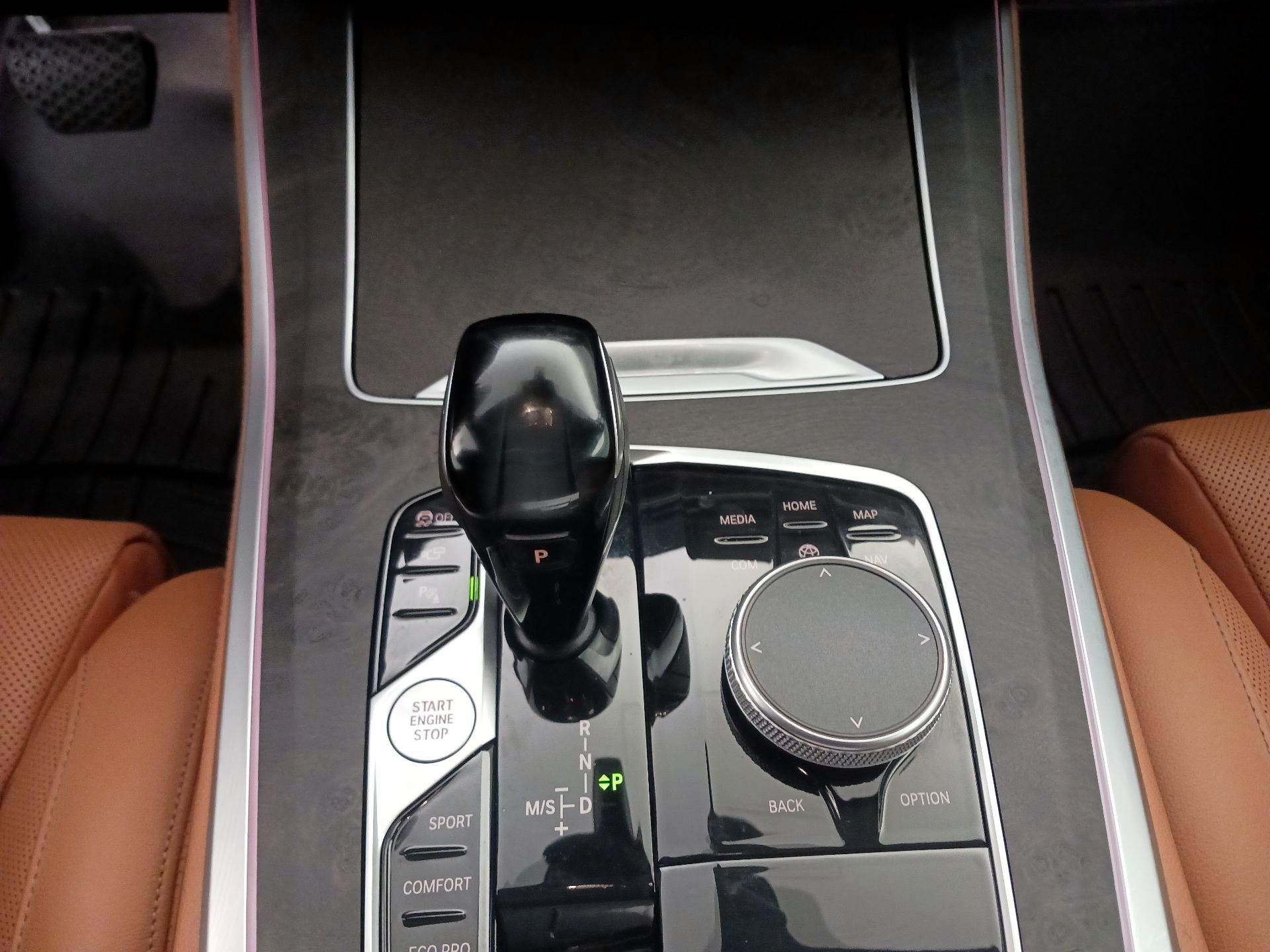 Thumbnail: 2021 BMW X5 - 18