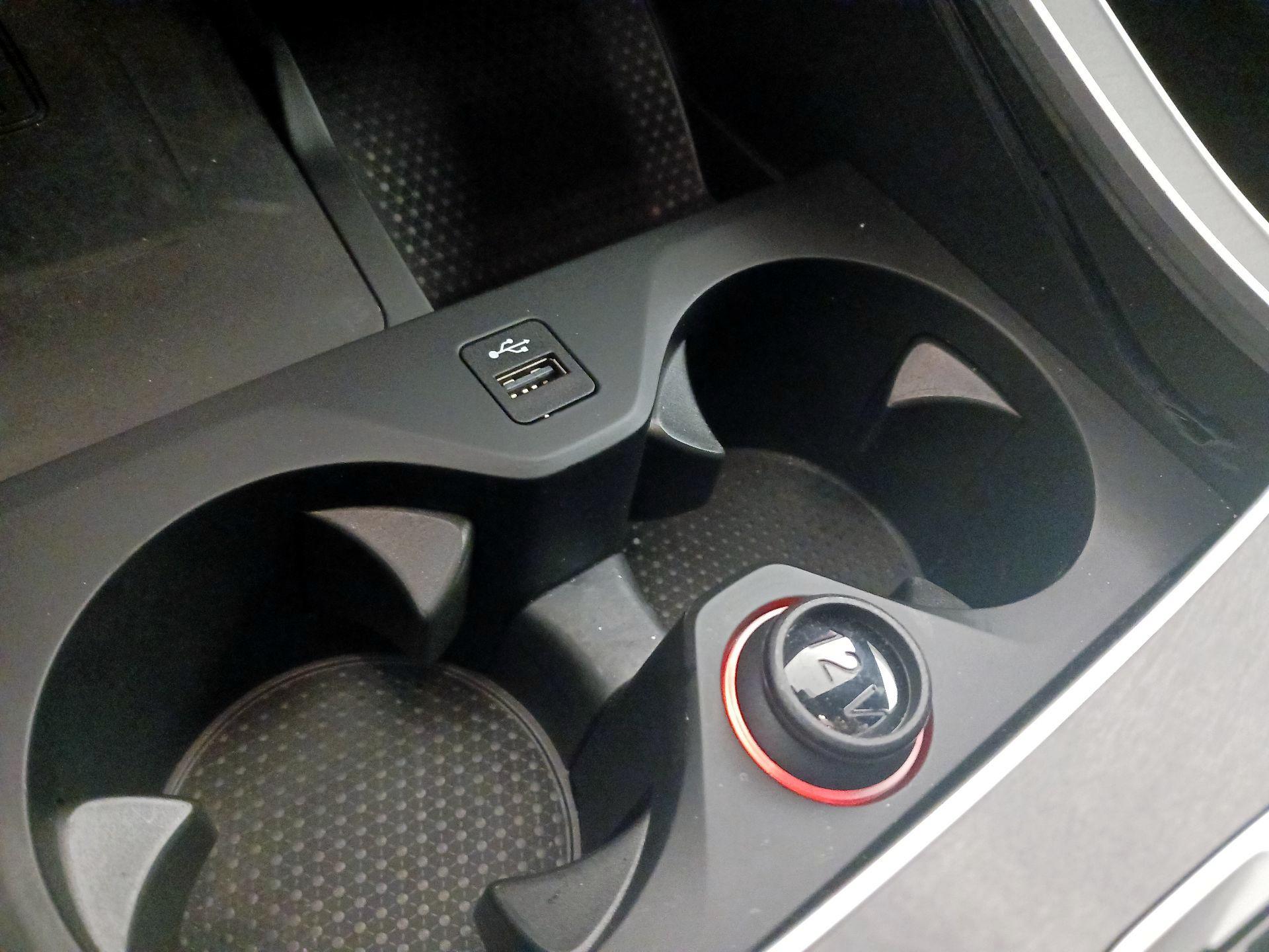 Thumbnail: 2021 BMW X5 - 19