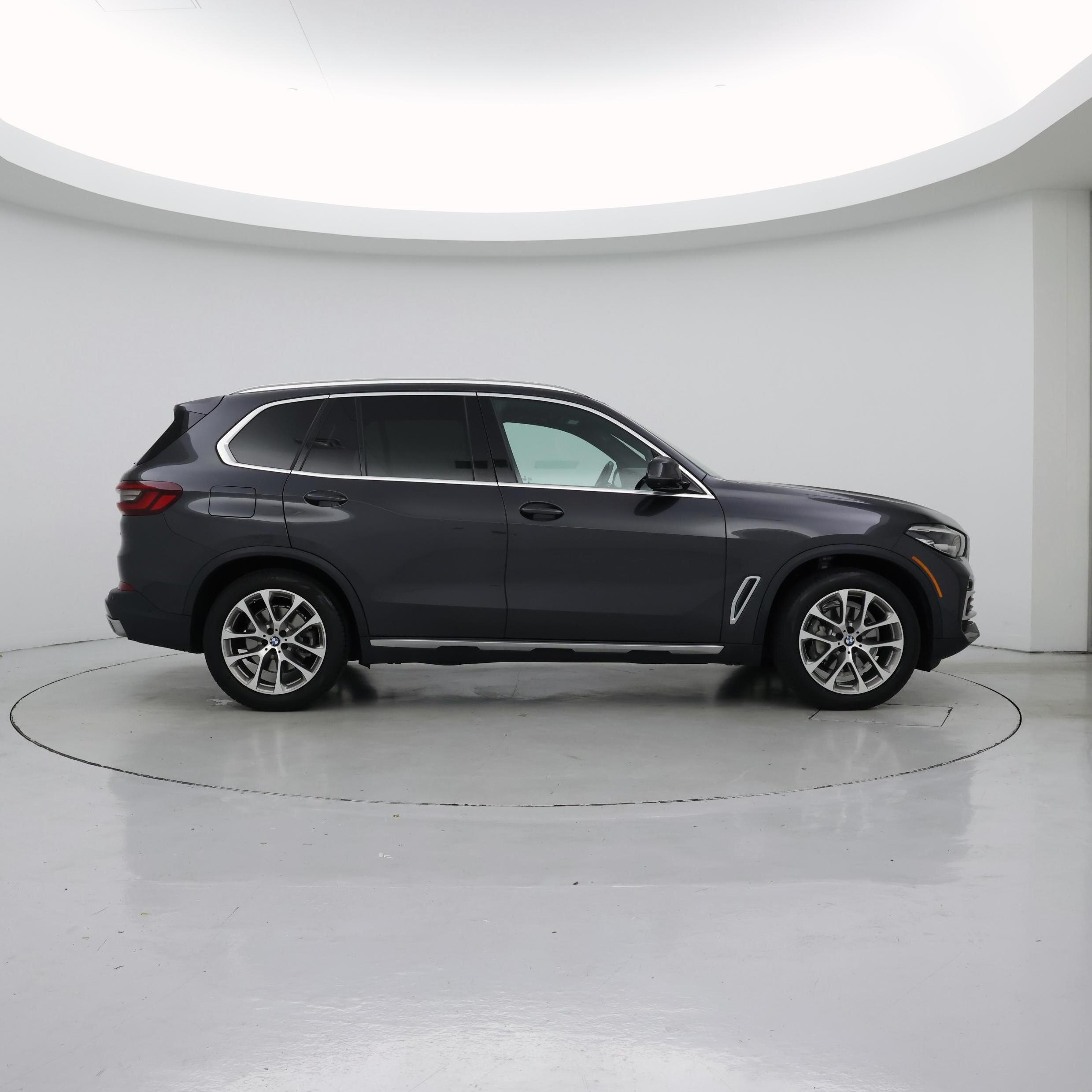Thumbnail: 2021 BMW X5 - 7