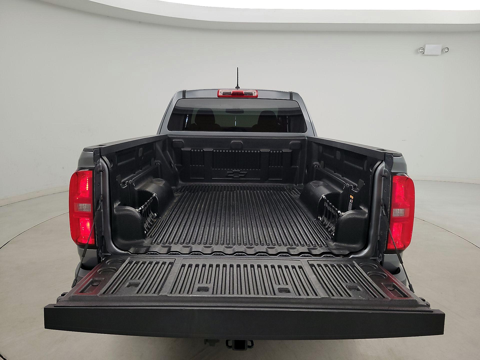 Thumbnail: 2018 Chevrolet Colorado - 20