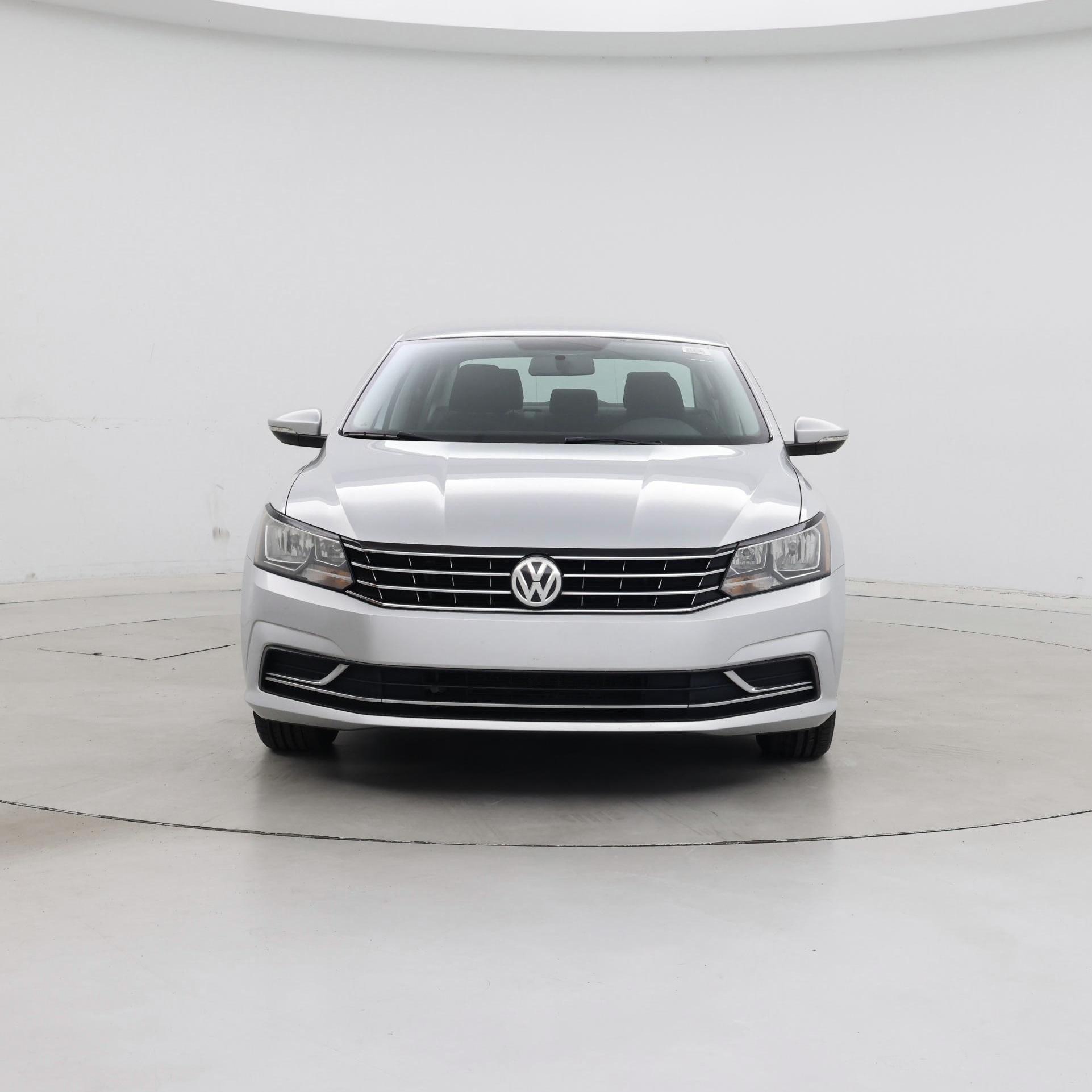 Thumbnail: 2017 Volkswagen Passat - 5