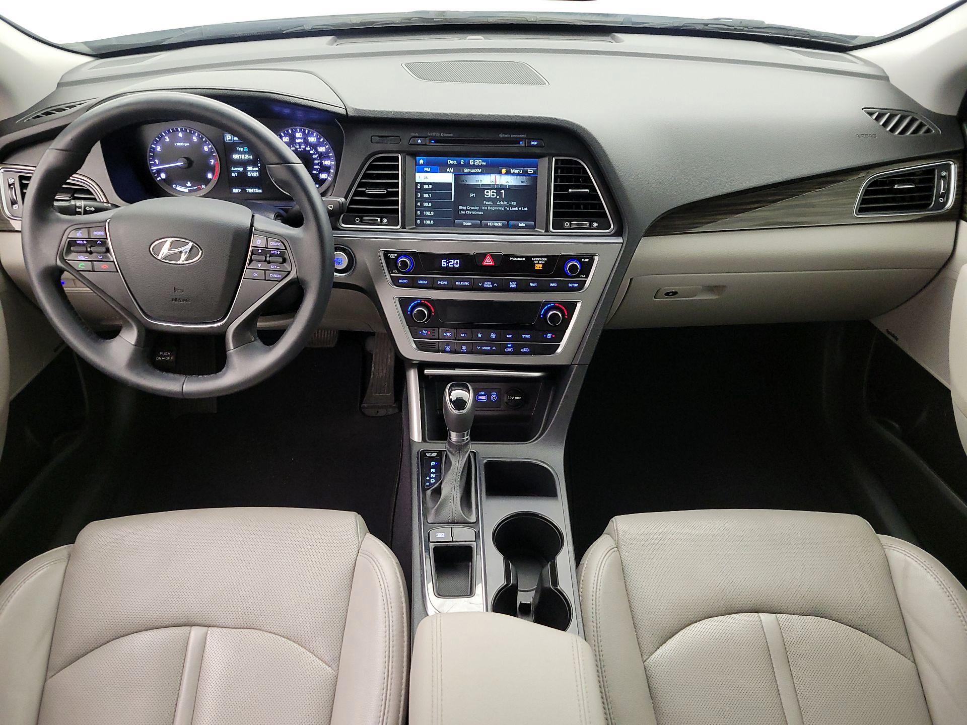 Thumbnail: 2017 Hyundai Sonata - 9