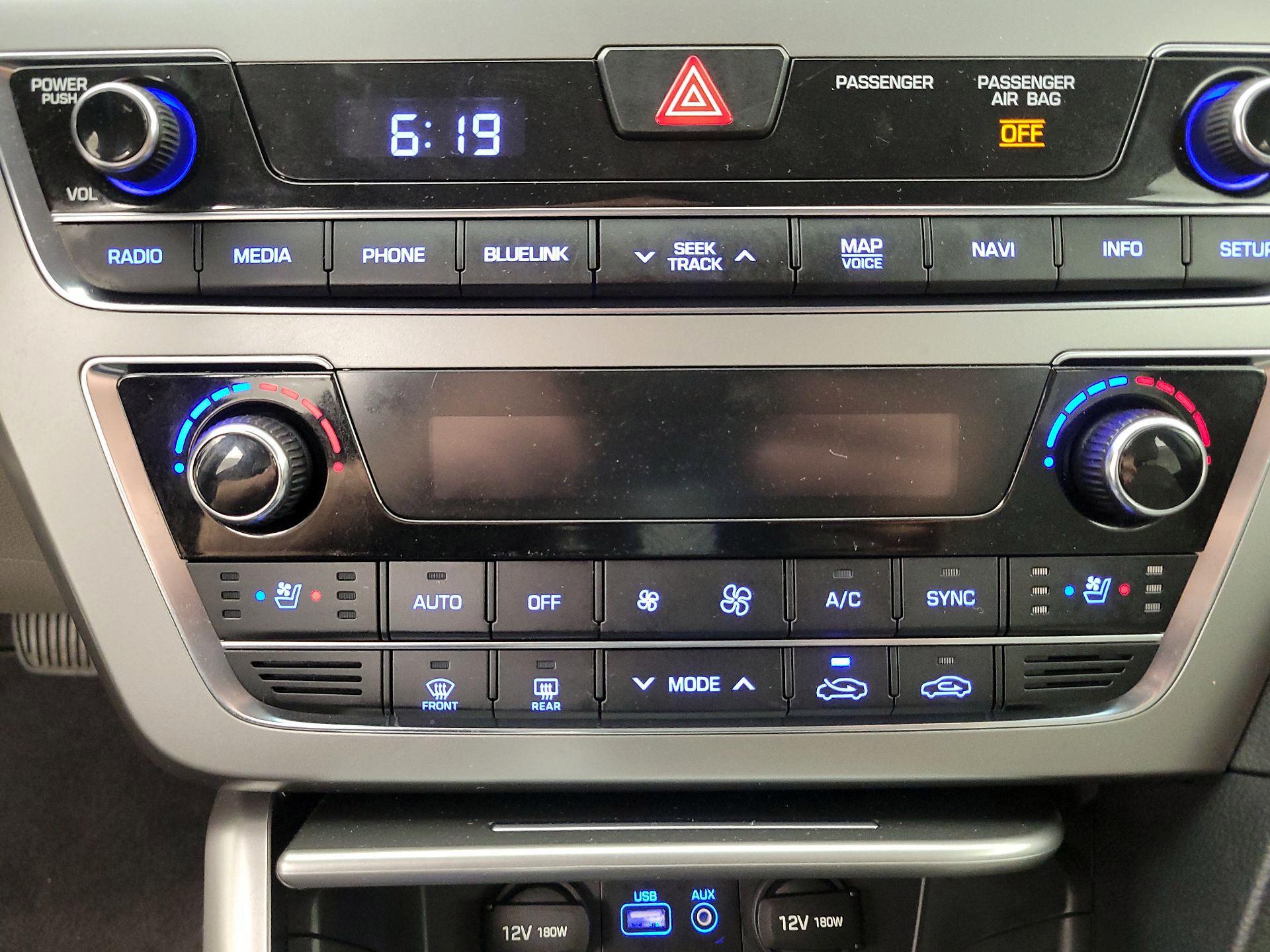 Thumbnail: 2017 Hyundai Sonata - 17