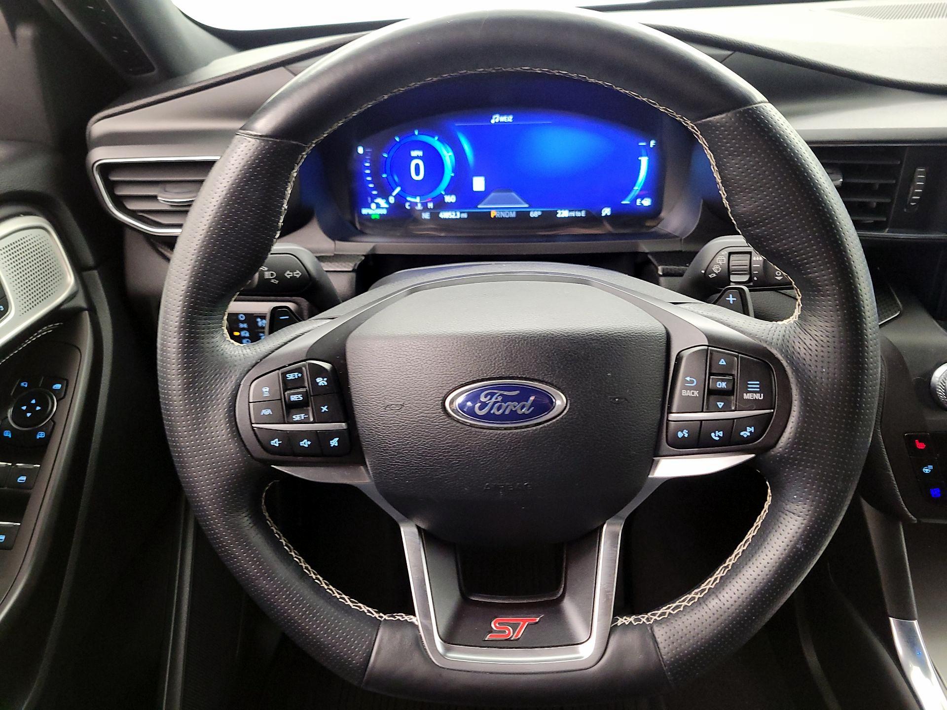 Thumbnail: 2020 Ford Explorer - 10