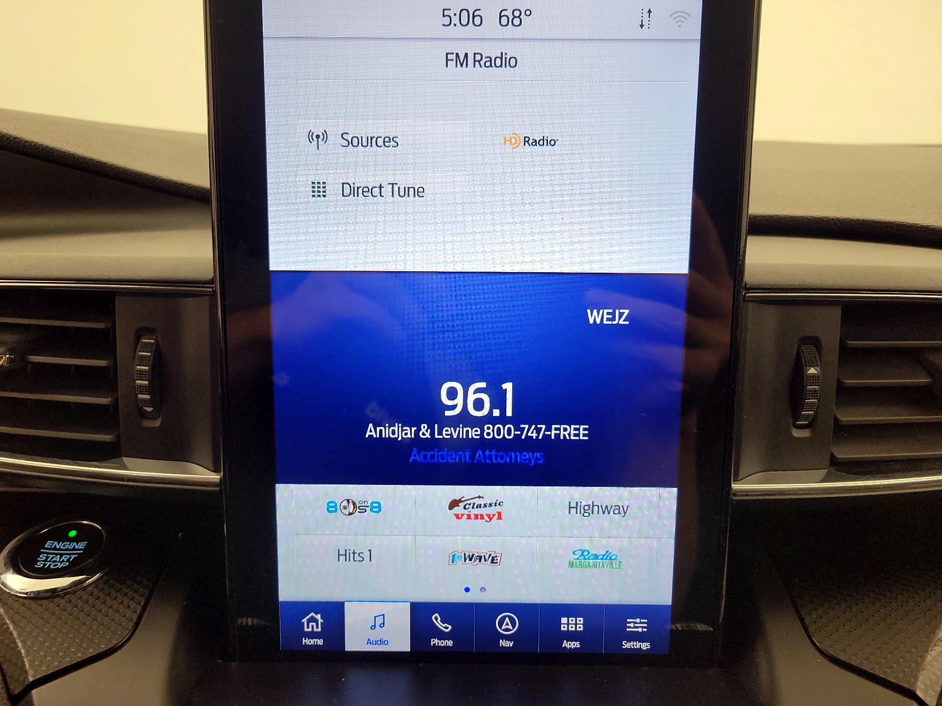 Thumbnail: 2020 Ford Explorer - 16