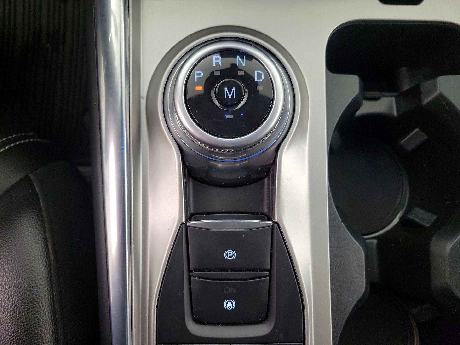 Thumbnail: 2020 Ford Explorer - 18