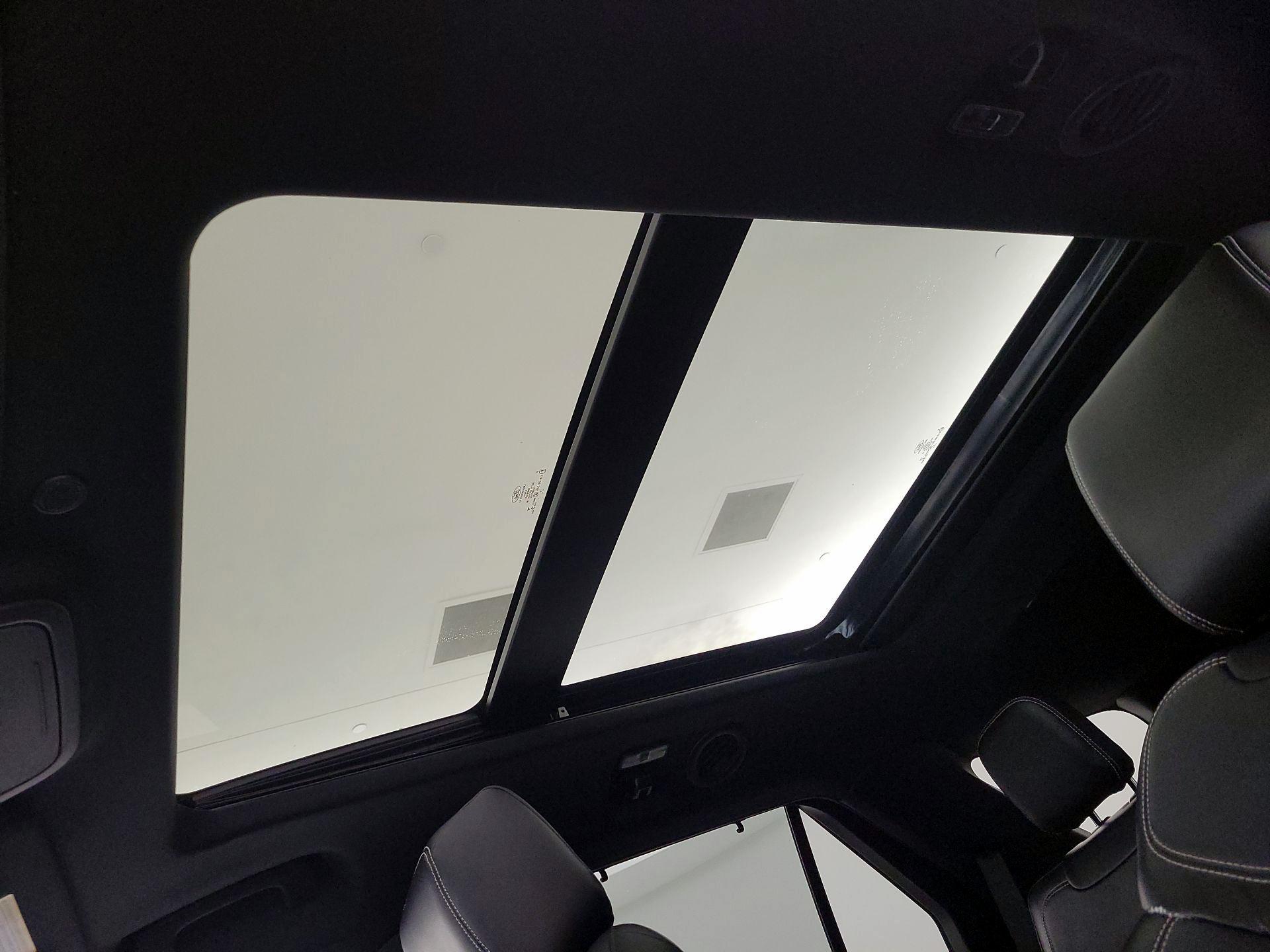 Thumbnail: 2020 Ford Explorer - 20