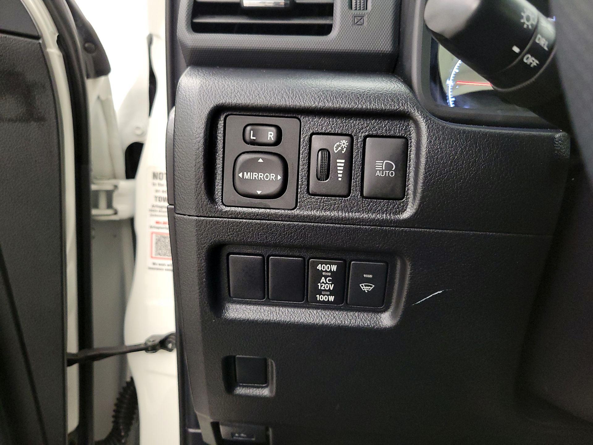 Thumbnail: 2023 Toyota 4Runner - 13