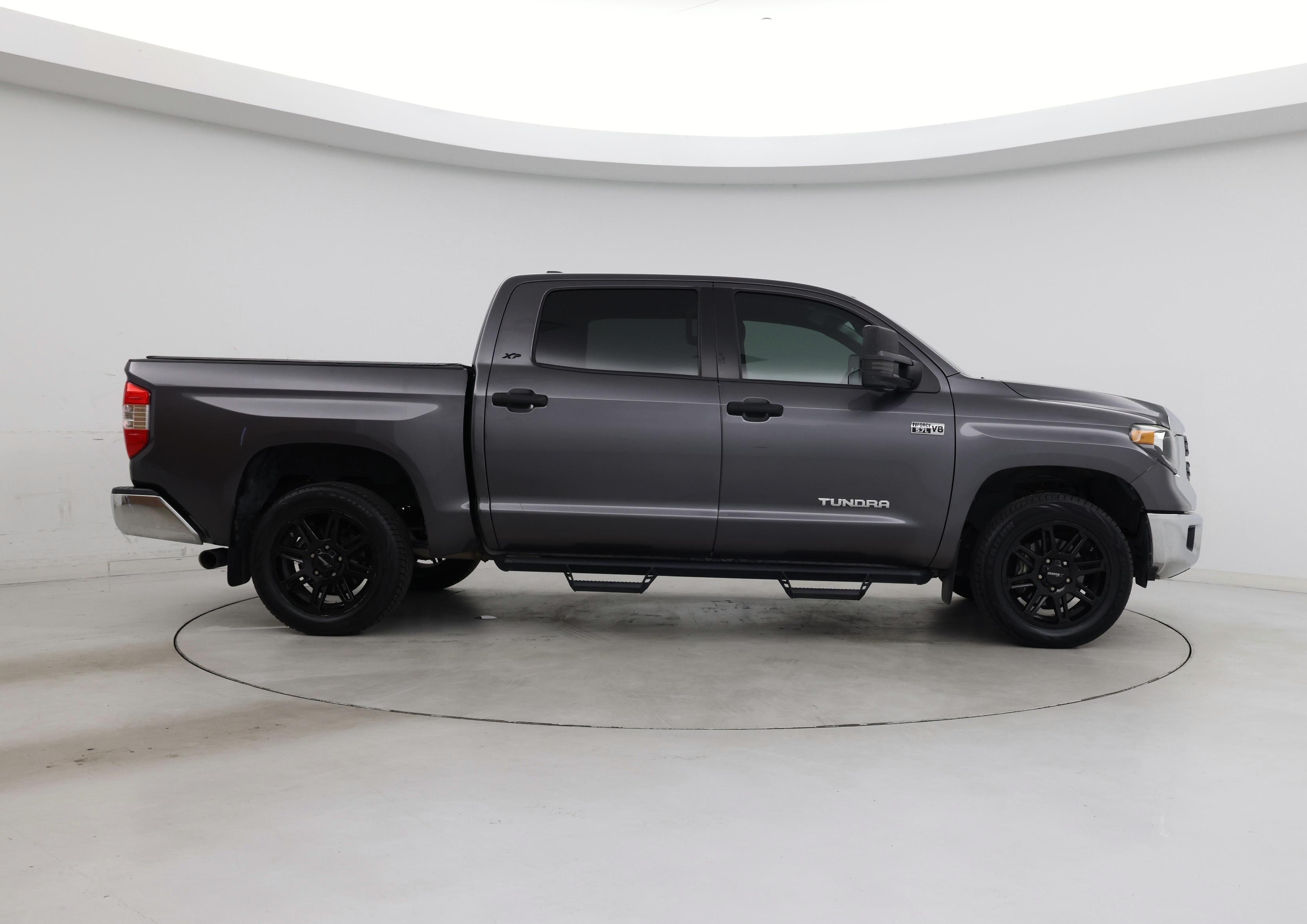 Thumbnail: 2020 Toyota Tundra - 7