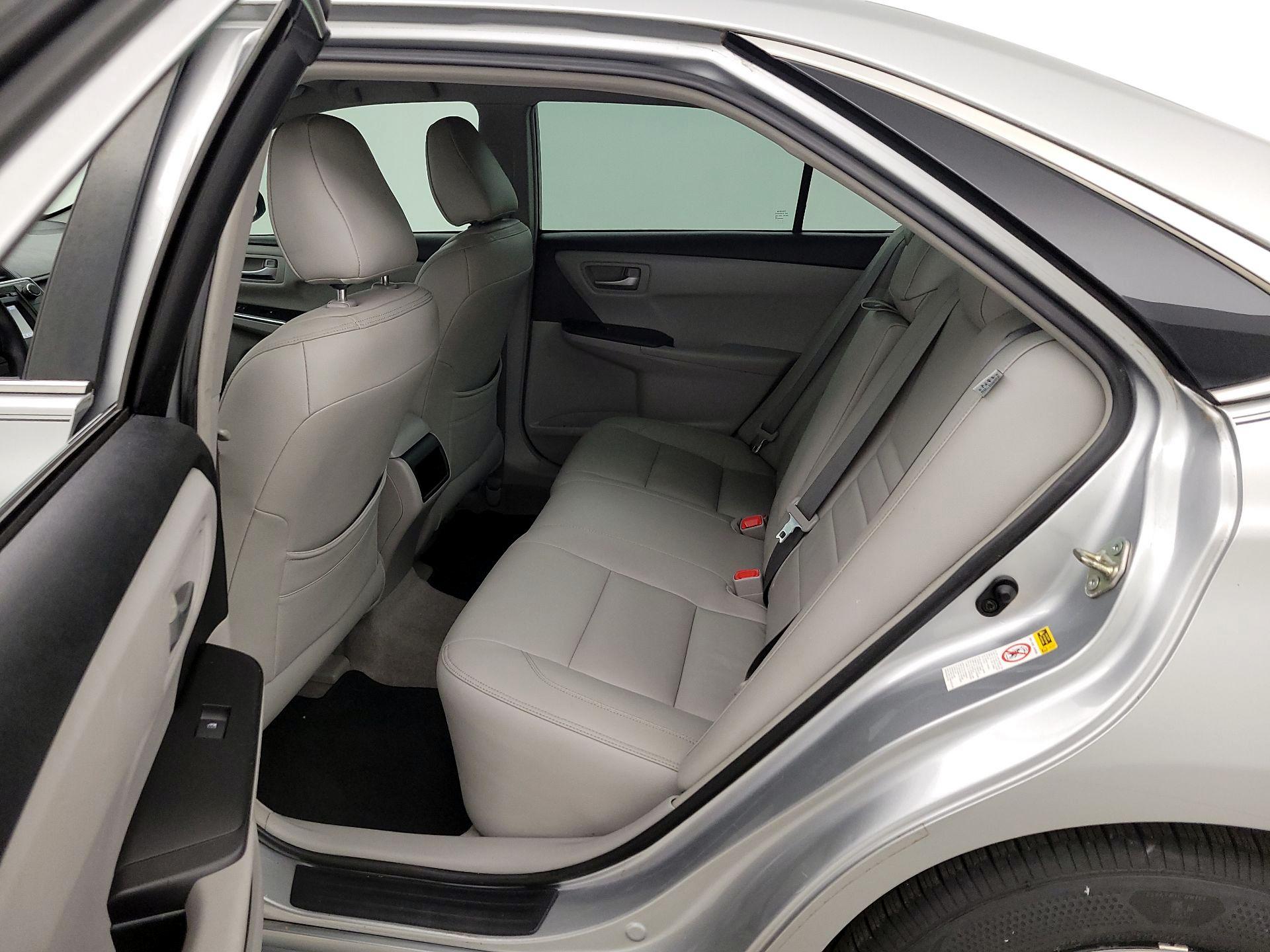 Thumbnail: 2017 Toyota Camry - 19