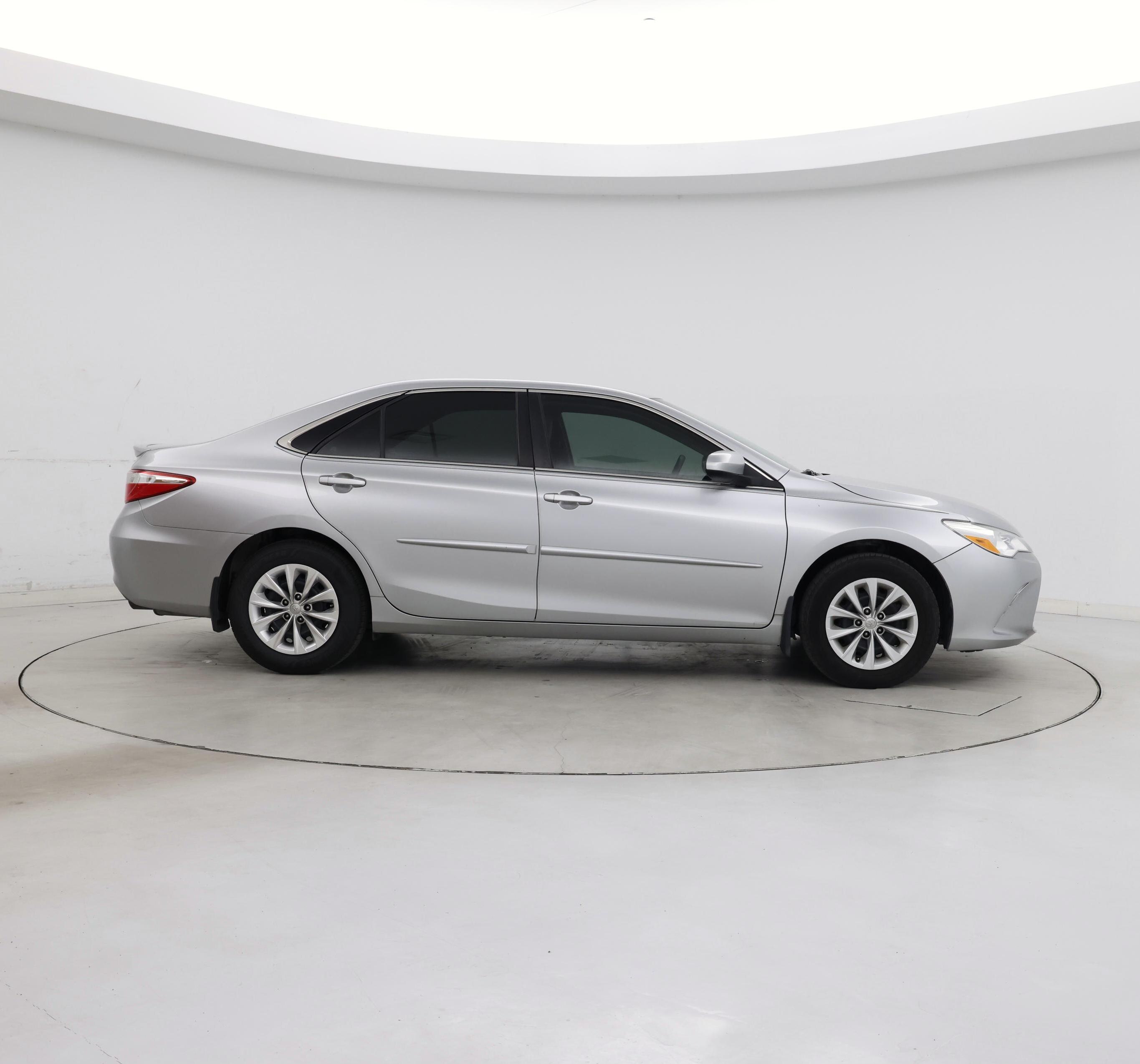 Thumbnail: 2017 Toyota Camry - 7