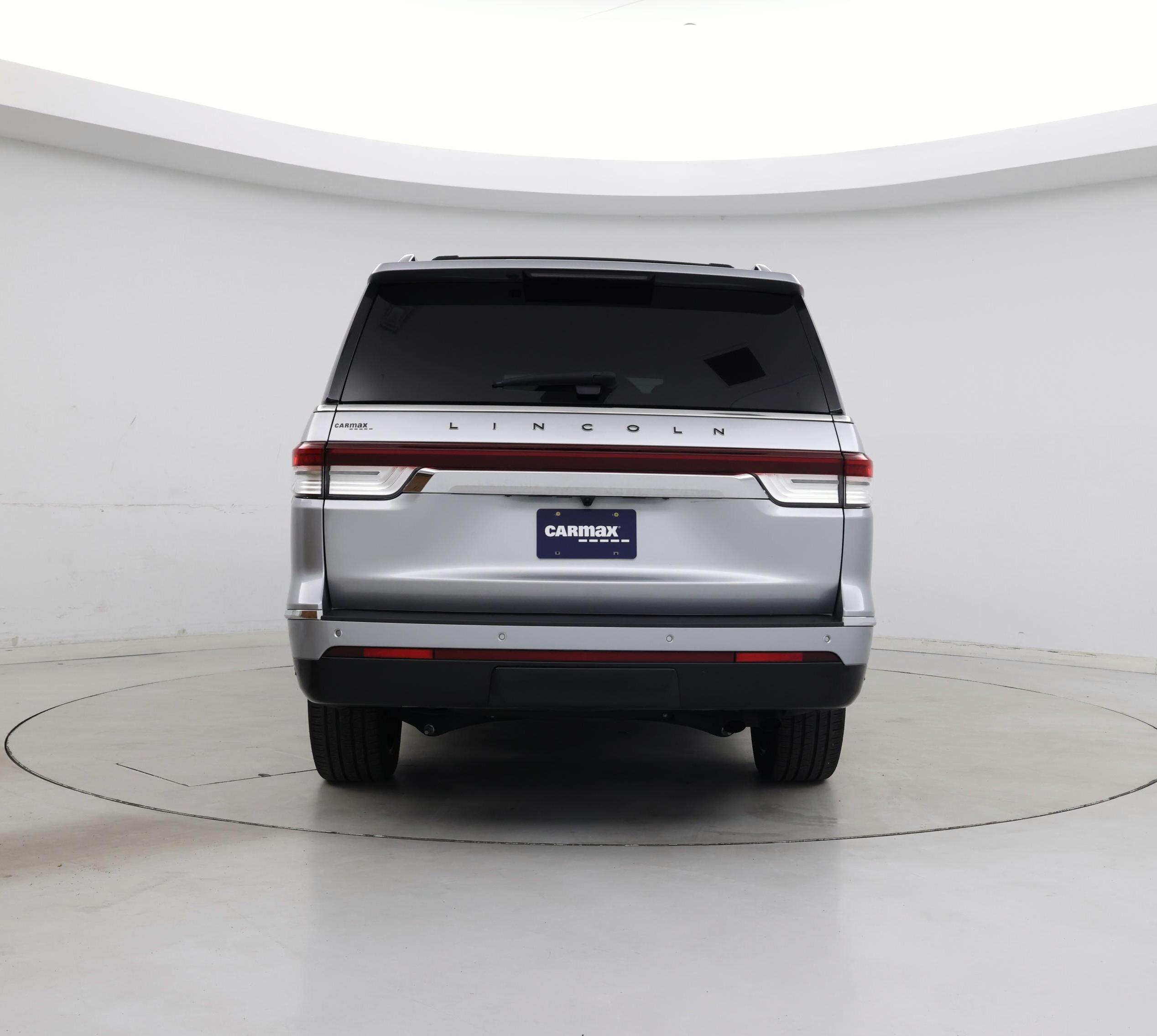 Thumbnail: 2024 Lincoln Navigator L - 6