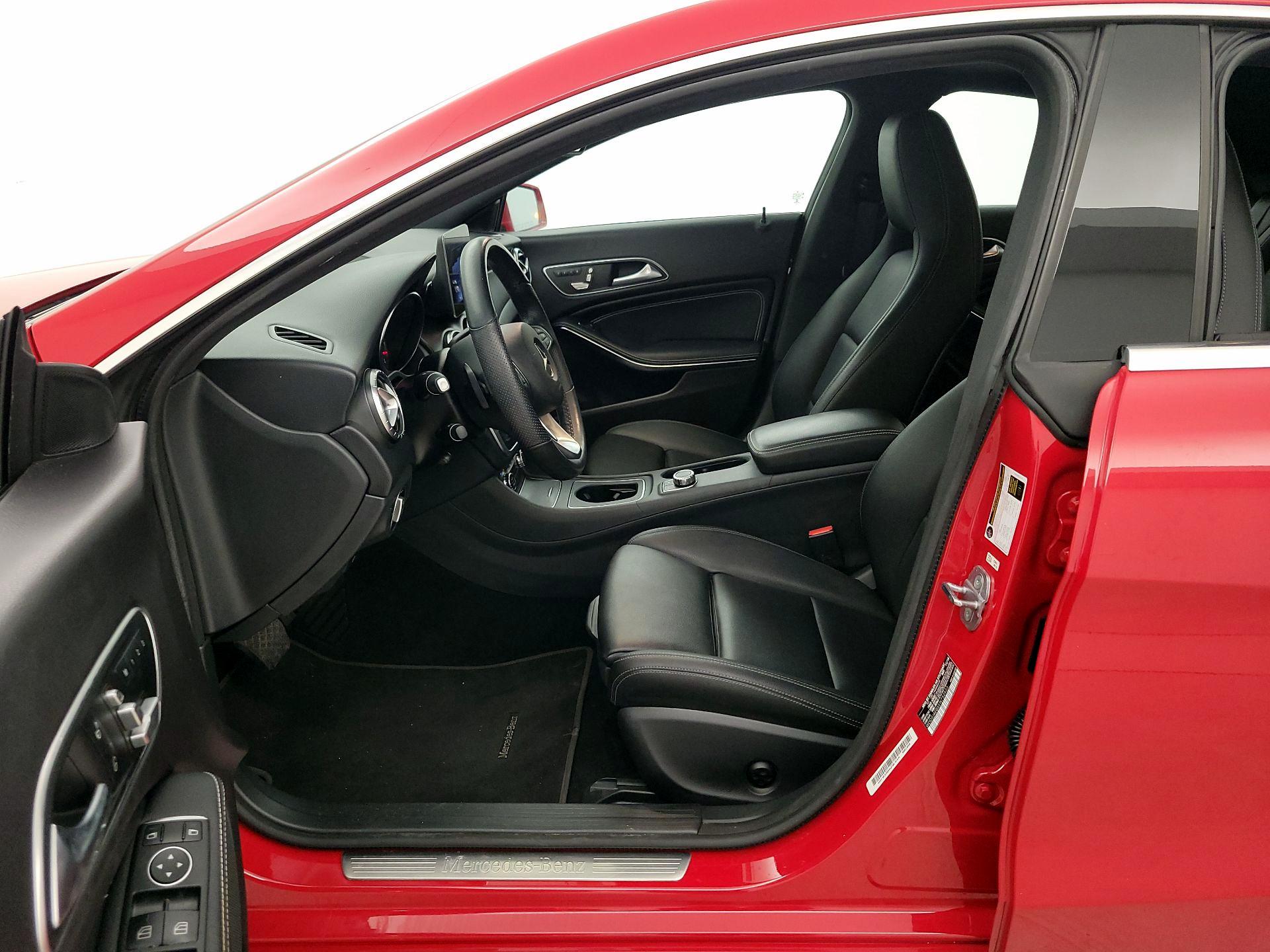 Thumbnail: 2019 Mercedes-Benz CLA - 11