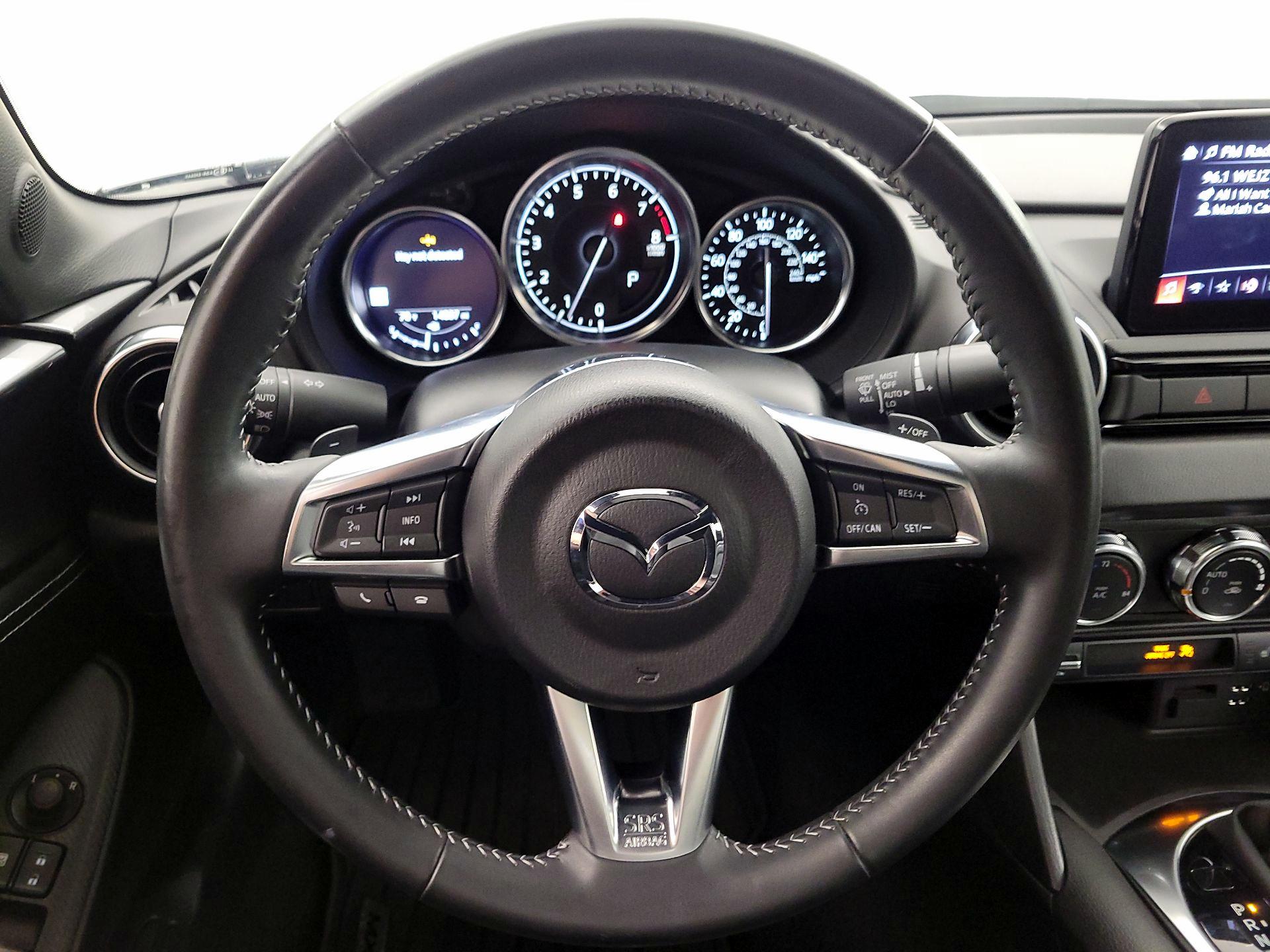 Thumbnail: 2022 Mazda MX-5 Miata - 10