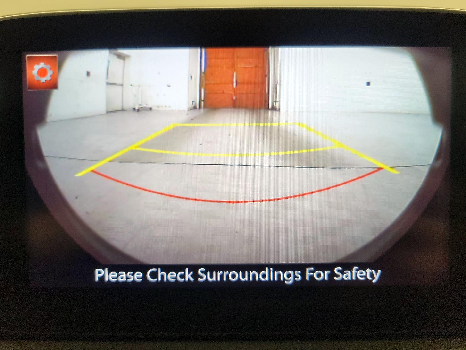 Thumbnail: 2022 Mazda MX-5 Miata - 14